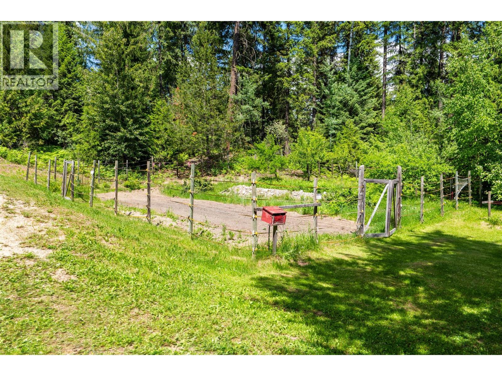 3675 Thompson Road, Bonnington Falls, British Columbia  V0G 2G3 - Photo 49 - 10380816