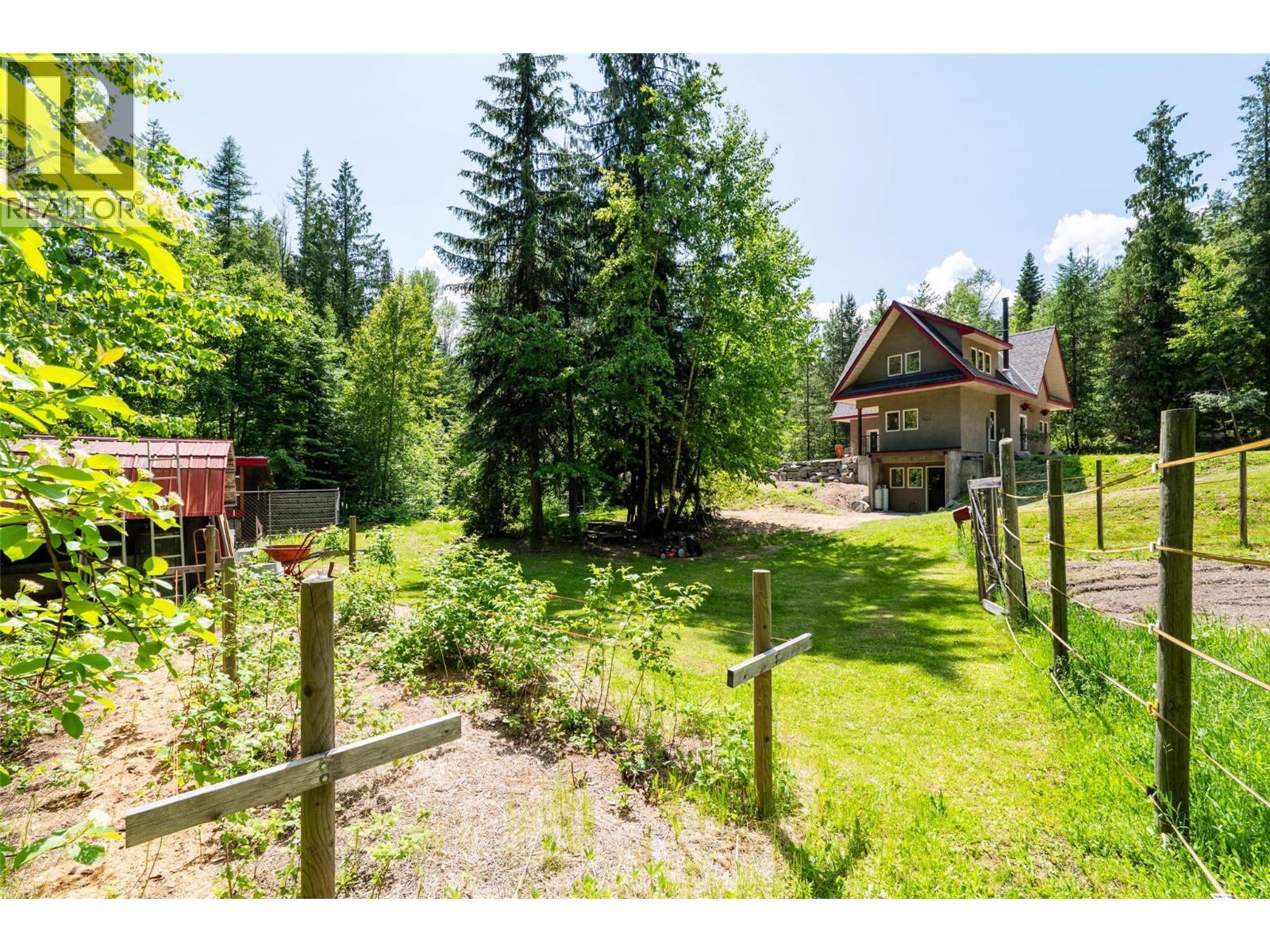 3675 Thompson Road, Bonnington Falls, British Columbia  V0G 2G3 - Photo 52 - 10380816