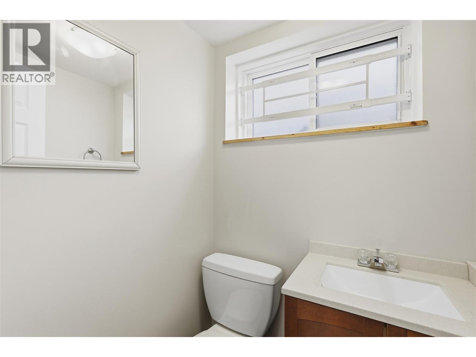 1119 Kemano Street, Kamloops, British Columbia  V2B 2T8 - Photo 29 - 10380813