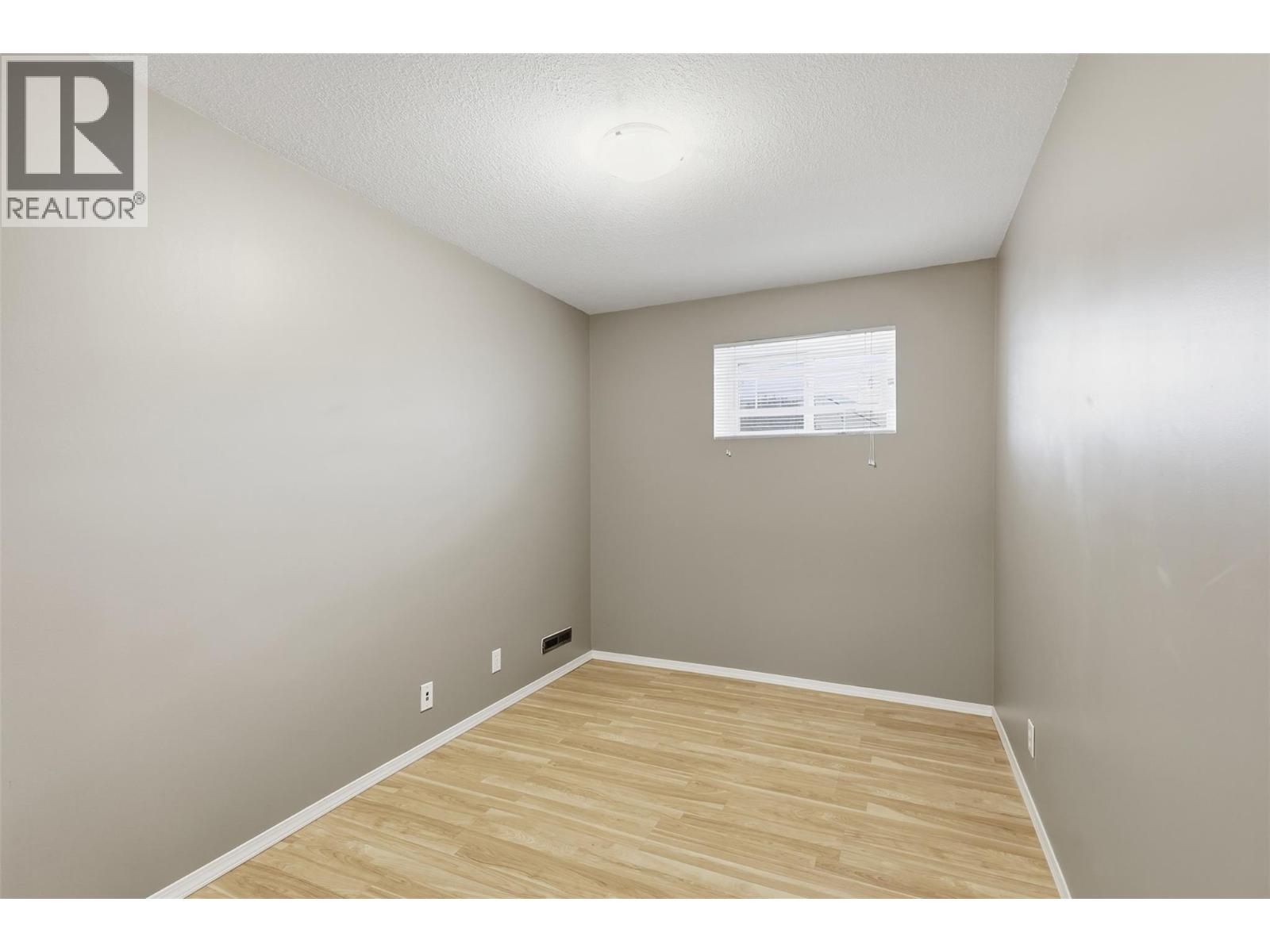 1119 Kemano Street, Kamloops, British Columbia  V2B 2T8 - Photo 30 - 10380813