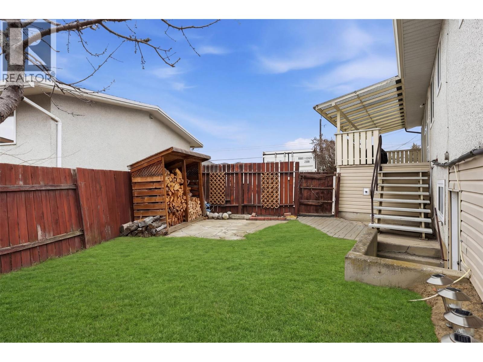 1119 Kemano Street, Kamloops, British Columbia  V2B 2T8 - Photo 33 - 10380813