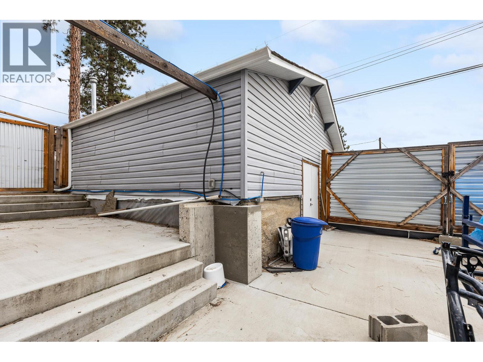 11210 Bond Road, Lake Country, British Columbia  V4V 1J6 - Photo 34 - 10380417