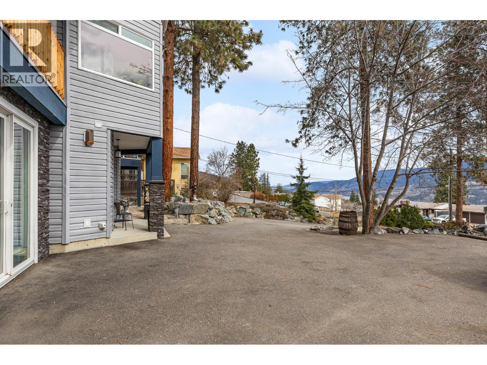 11210 Bond Road, Lake Country, British Columbia  V4V 1J6 - Photo 42 - 10380417