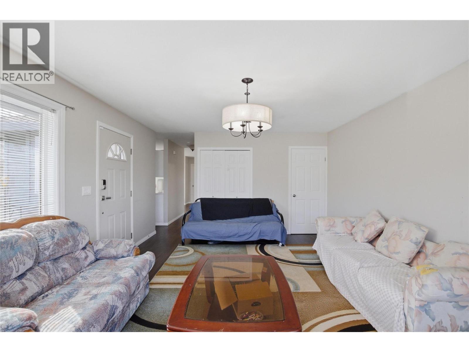 935 Dominion Street, Kamloops, British Columbia  V2C 2Y3 - Photo 5 - 10381009