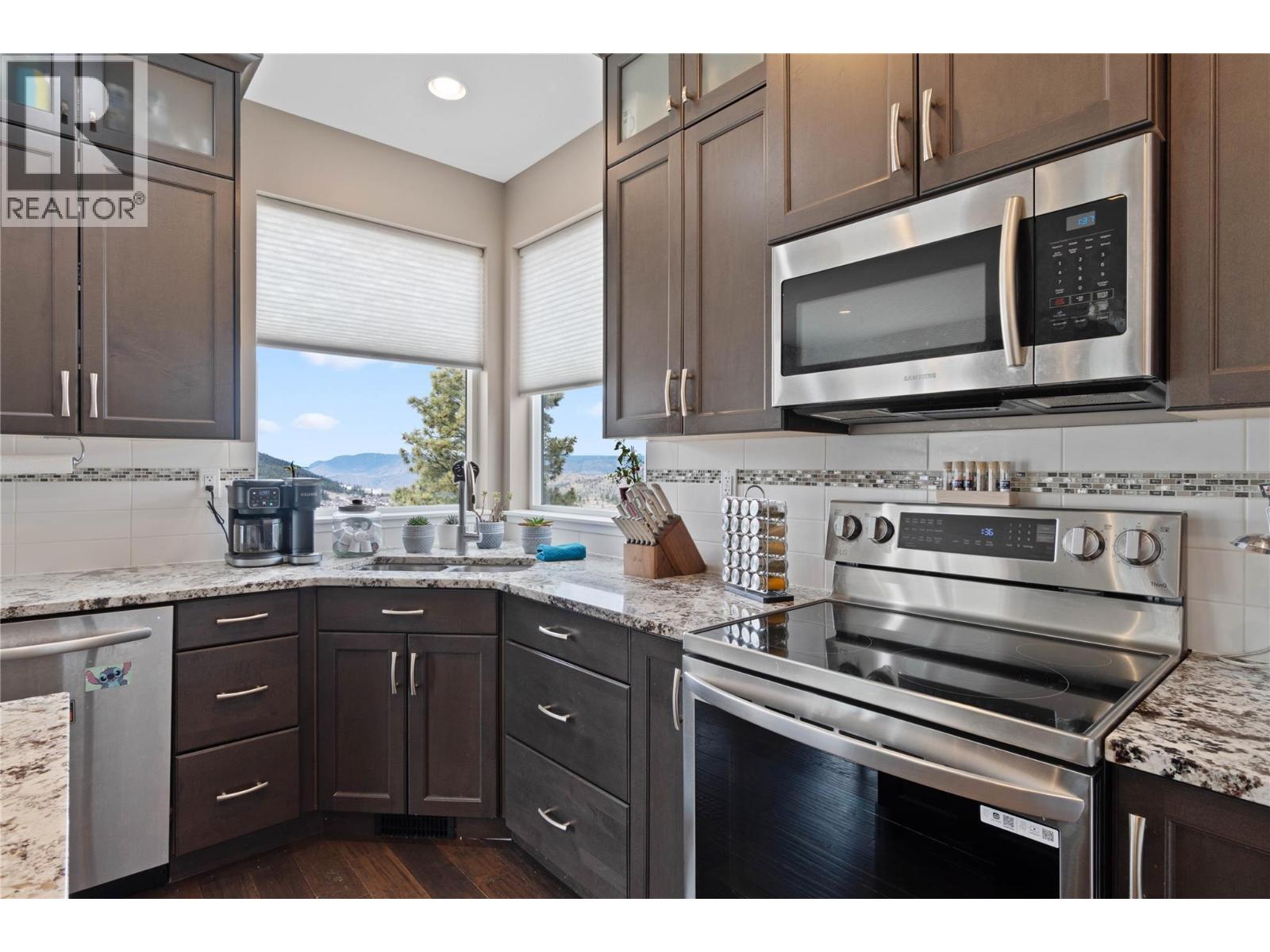 2138 Crosshill Drive, Kamloops, British Columbia  V1S 0C6 - Photo 8 - 10380530