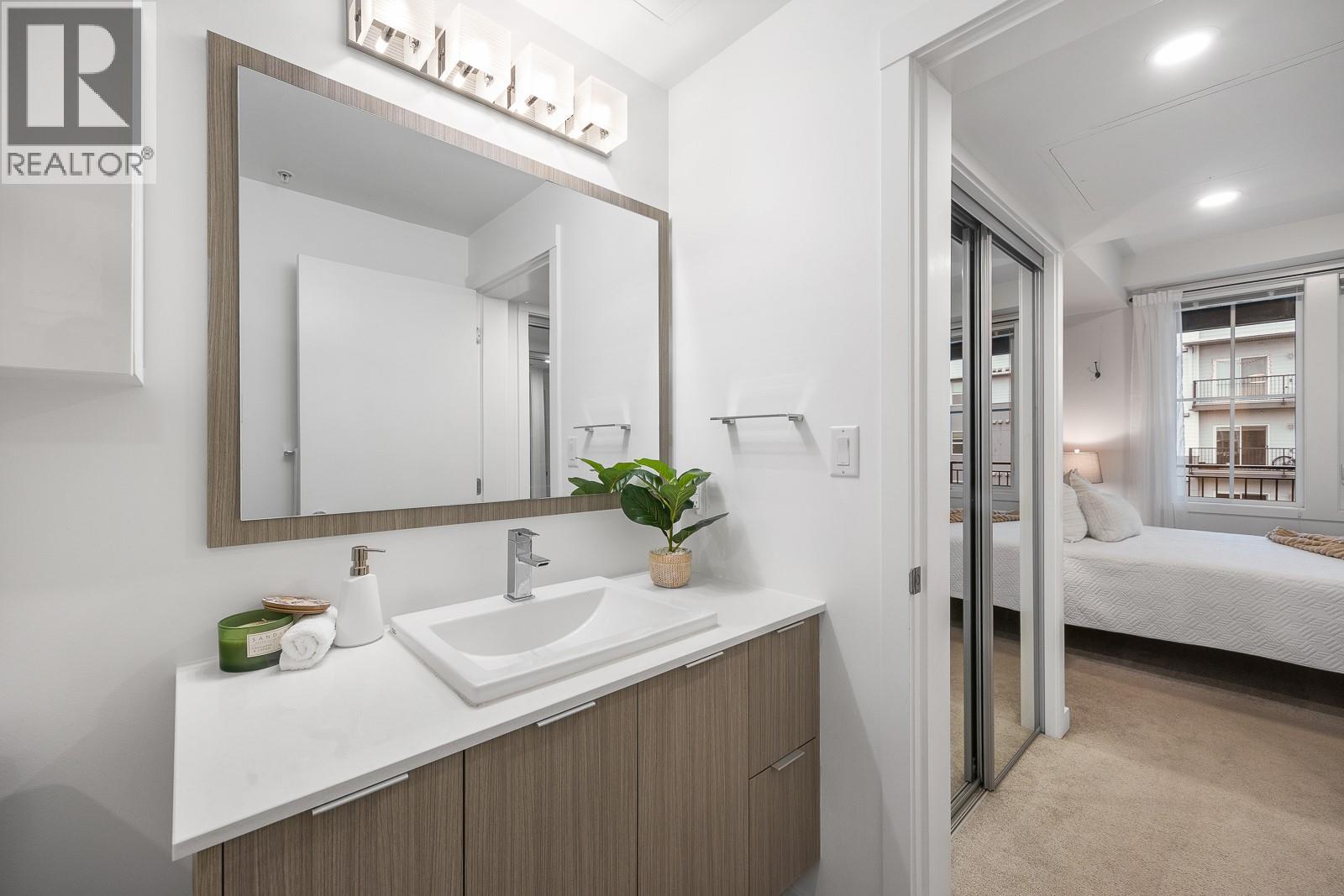 1775 Chapman Place Unit# Ph12, Kelowna, British Columbia  V1Y 0G3 - Photo 14 - 10380700