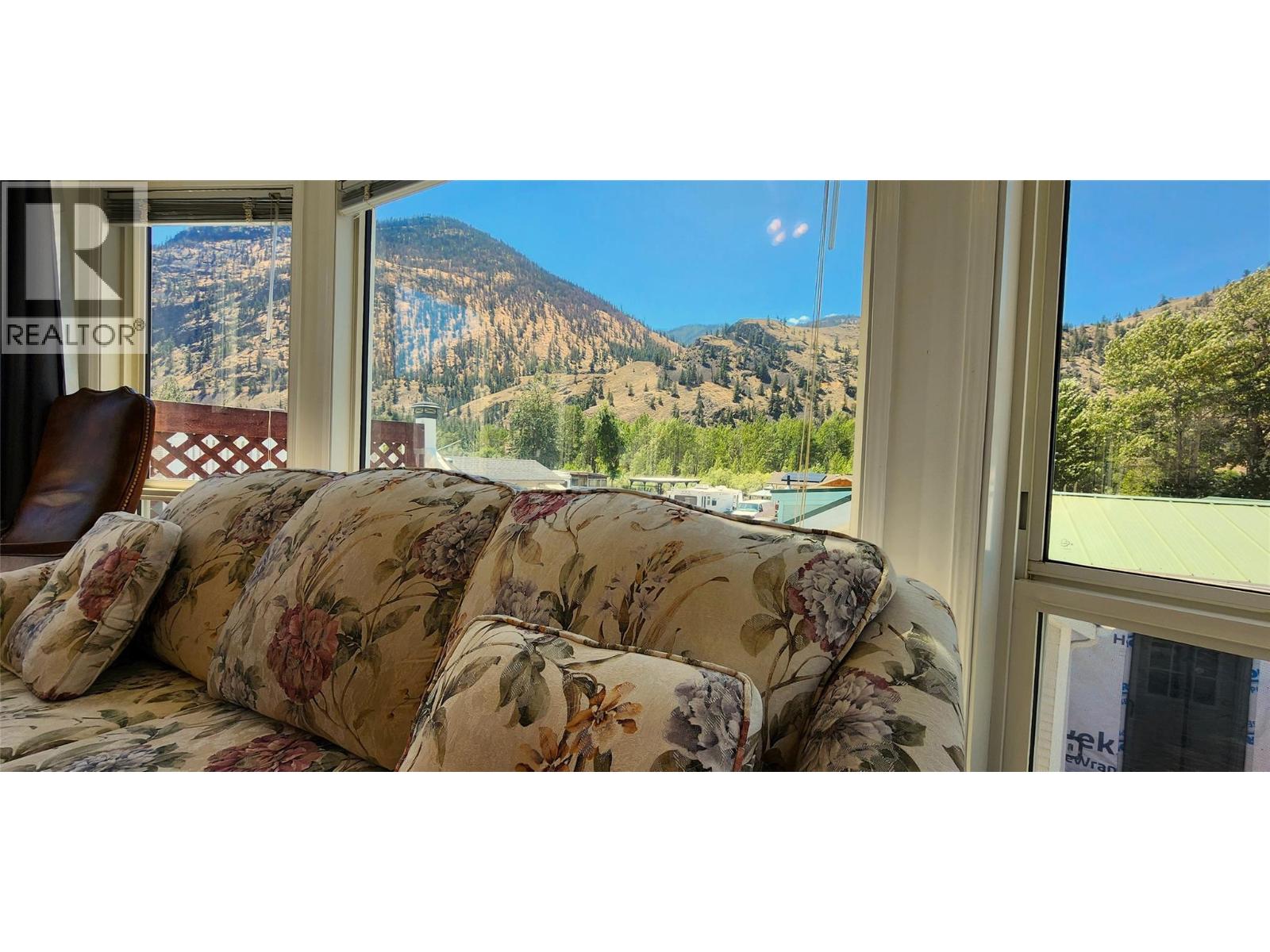 4354 3 Highway Unit# 72, Keremeos, British Columbia  V0X 1N1 - Photo 2 - 10380887