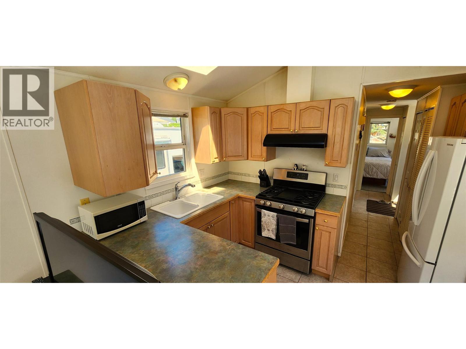 4354 3 Highway Unit# 72, Keremeos, British Columbia  V0X 1N1 - Photo 6 - 10380887