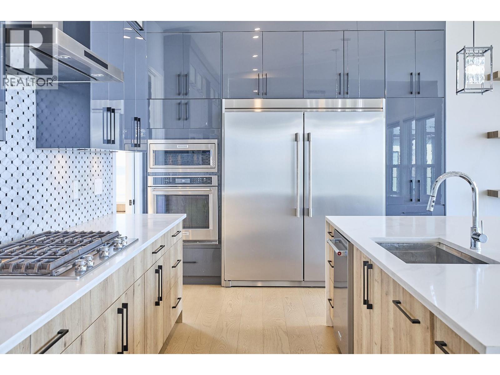 2264 Lavetta Drive, Kelowna, British Columbia  V1P 1V1 - Photo 7 - 10381026