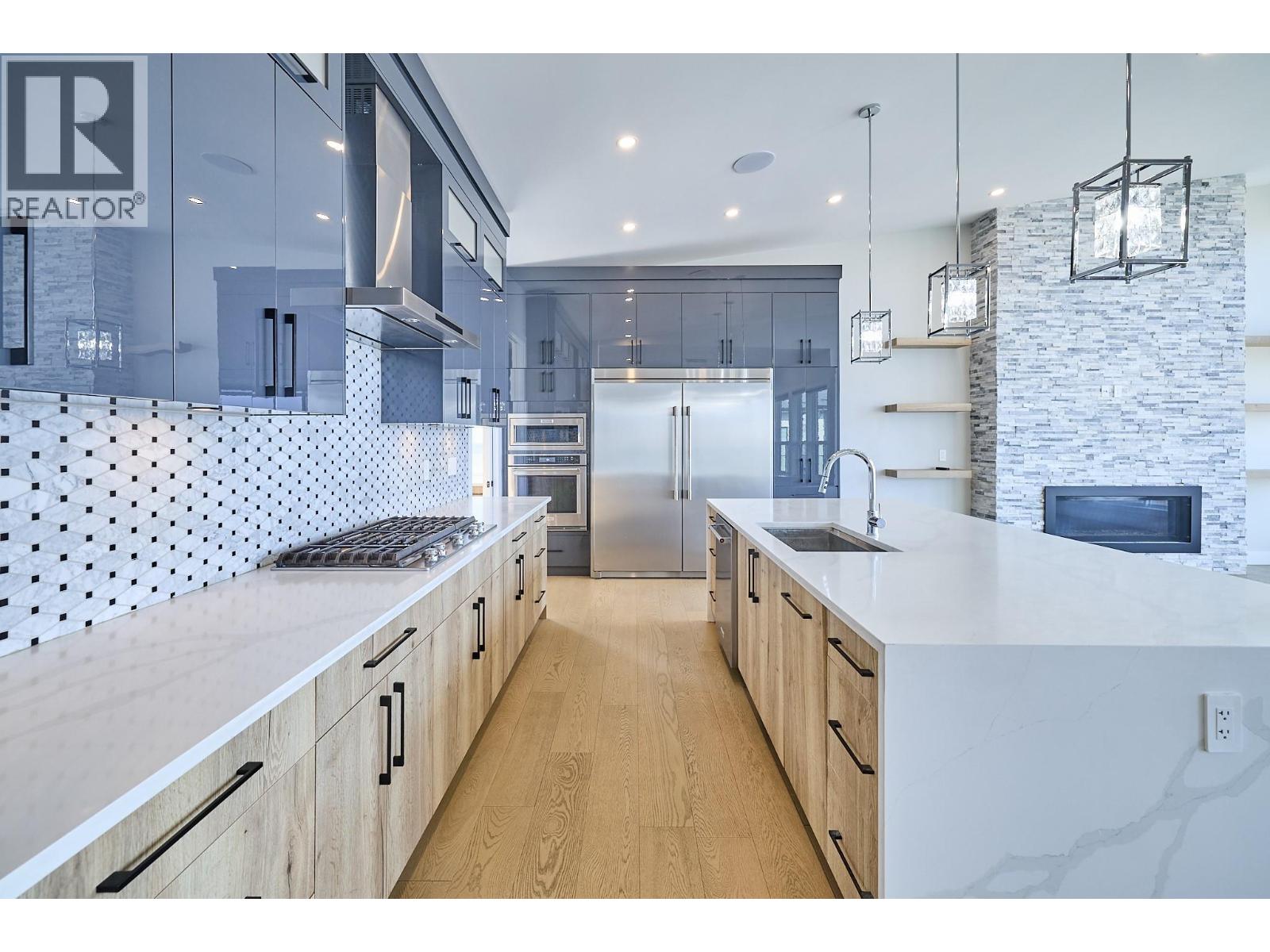 2264 Lavetta Drive, Kelowna, British Columbia  V1P 1V1 - Photo 8 - 10381026