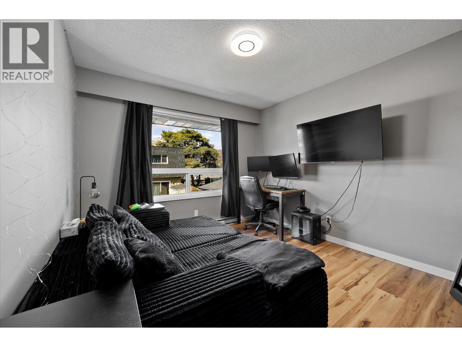 1291 Bernard Avenue Unit# 2, Kelowna, British Columbia  V1Y 6R3 - Photo 15 - 10380828