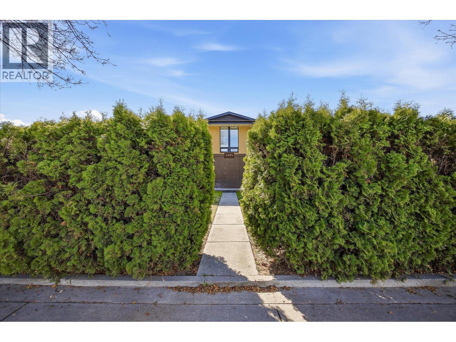 1291 Bernard Avenue Unit# 2, Kelowna, British Columbia  V1Y 6R3 - Photo 19 - 10380828