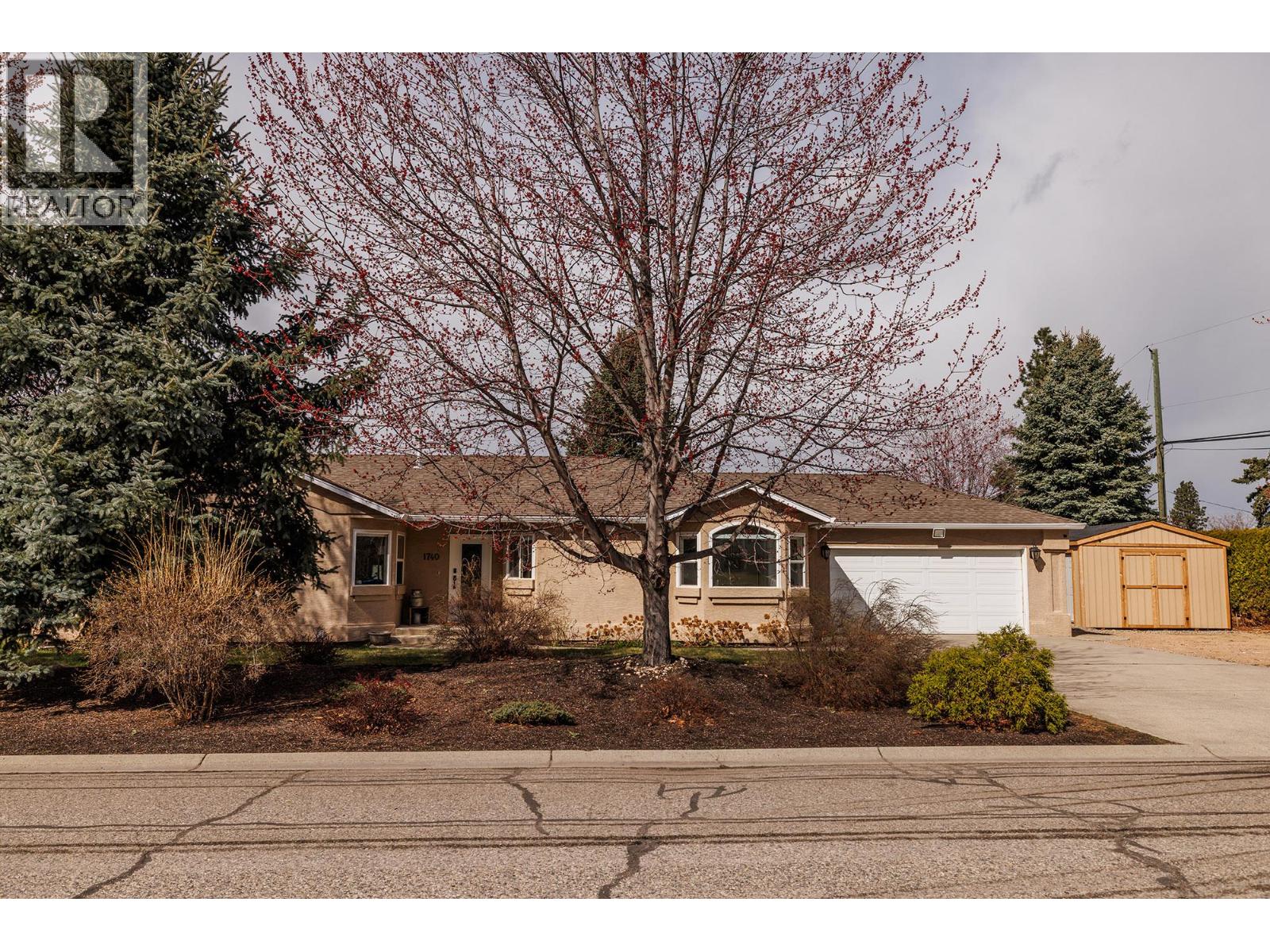1740 Saldin Court, Lake Country, British Columbia  V4V 1N9 - Photo 35 - 10380836