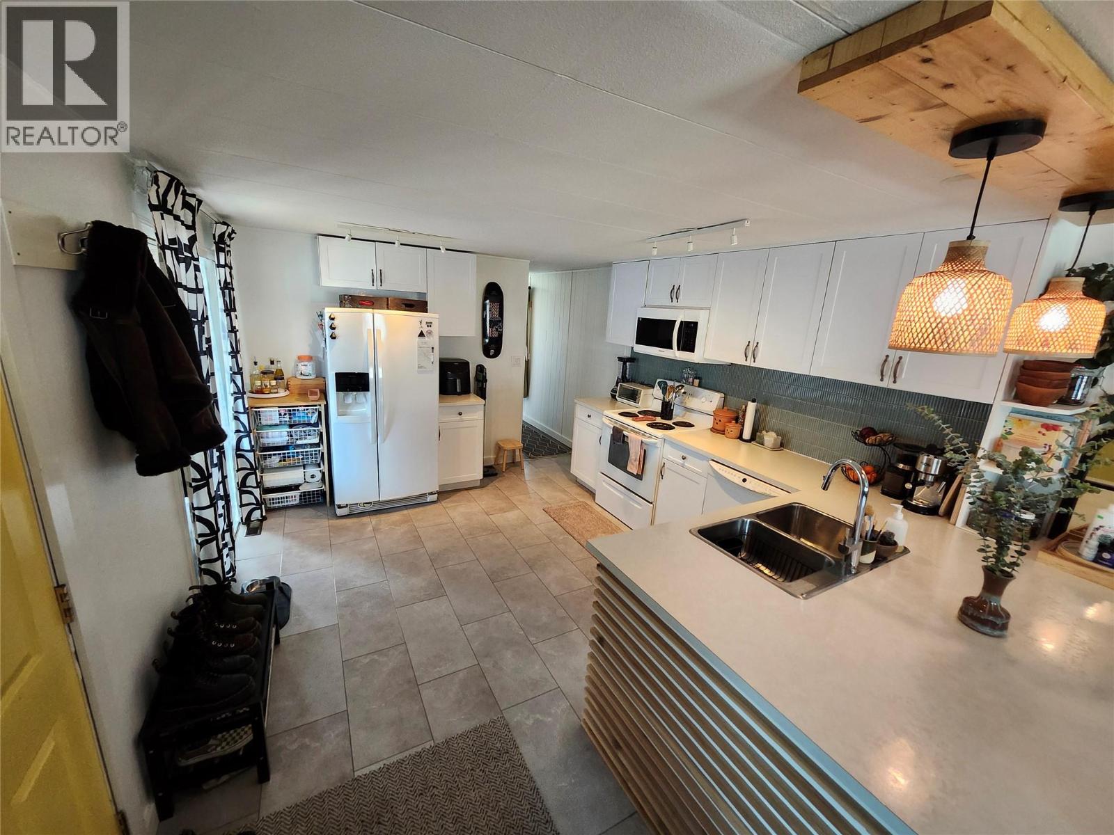 606 Edward Street E Unit# 5, Revelstoke, British Columbia  V0E 2S0 - Photo 19 - 10380410