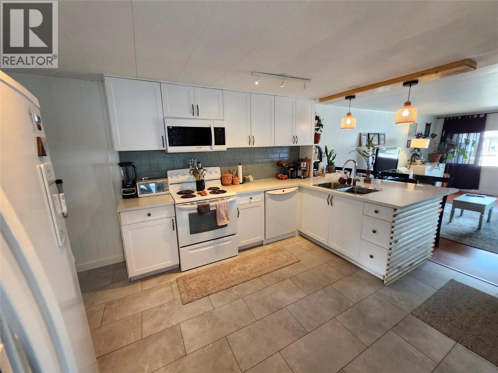 606 Edward Street E Unit# 5, Revelstoke, British Columbia  V0E 2S0 - Photo 21 - 10380410