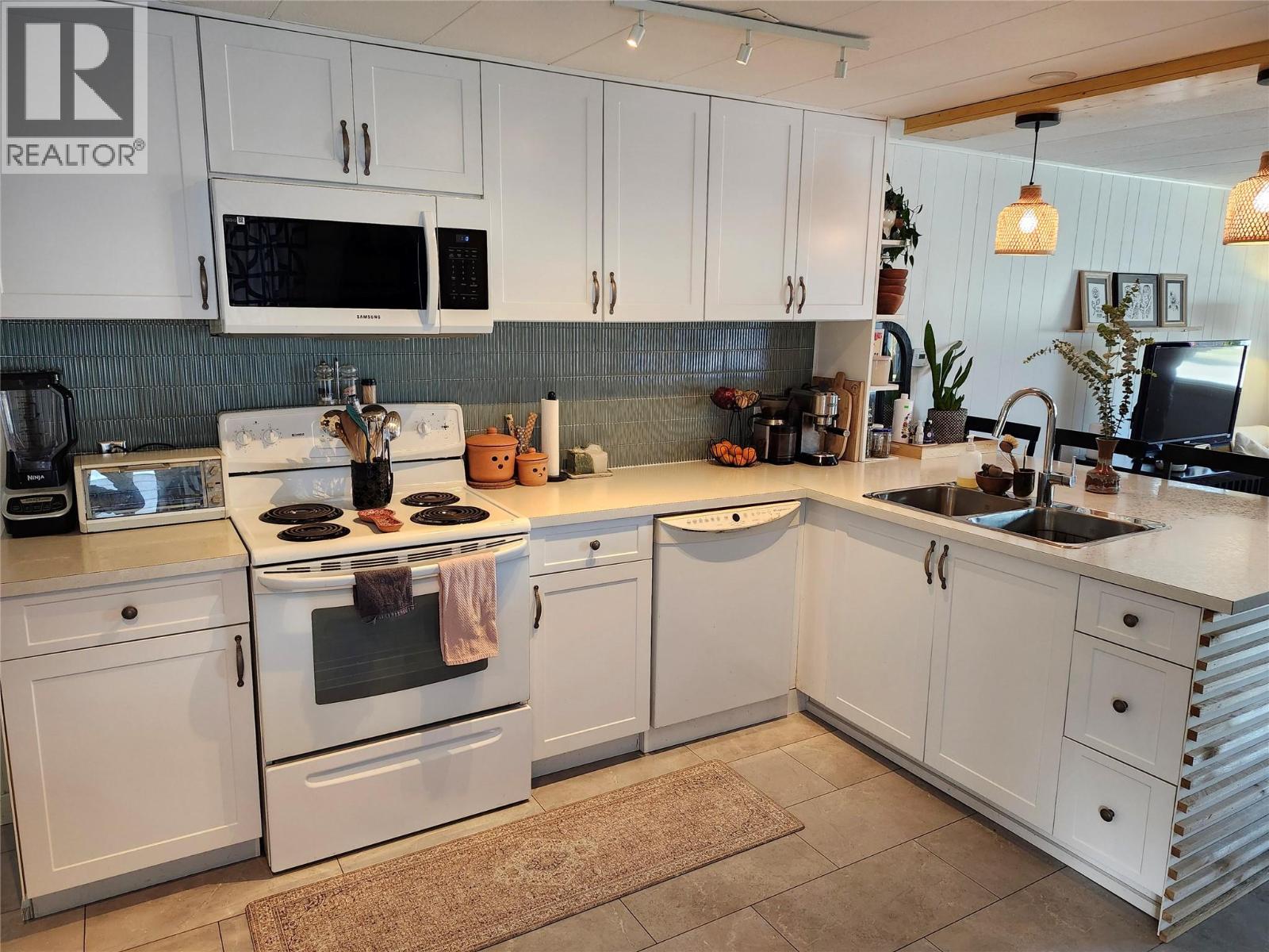 606 Edward Street E Unit# 5, Revelstoke, British Columbia  V0E 2S0 - Photo 22 - 10380410