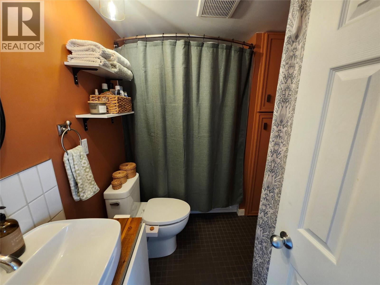 606 Edward Street E Unit# 5, Revelstoke, British Columbia  V0E 2S0 - Photo 24 - 10380410