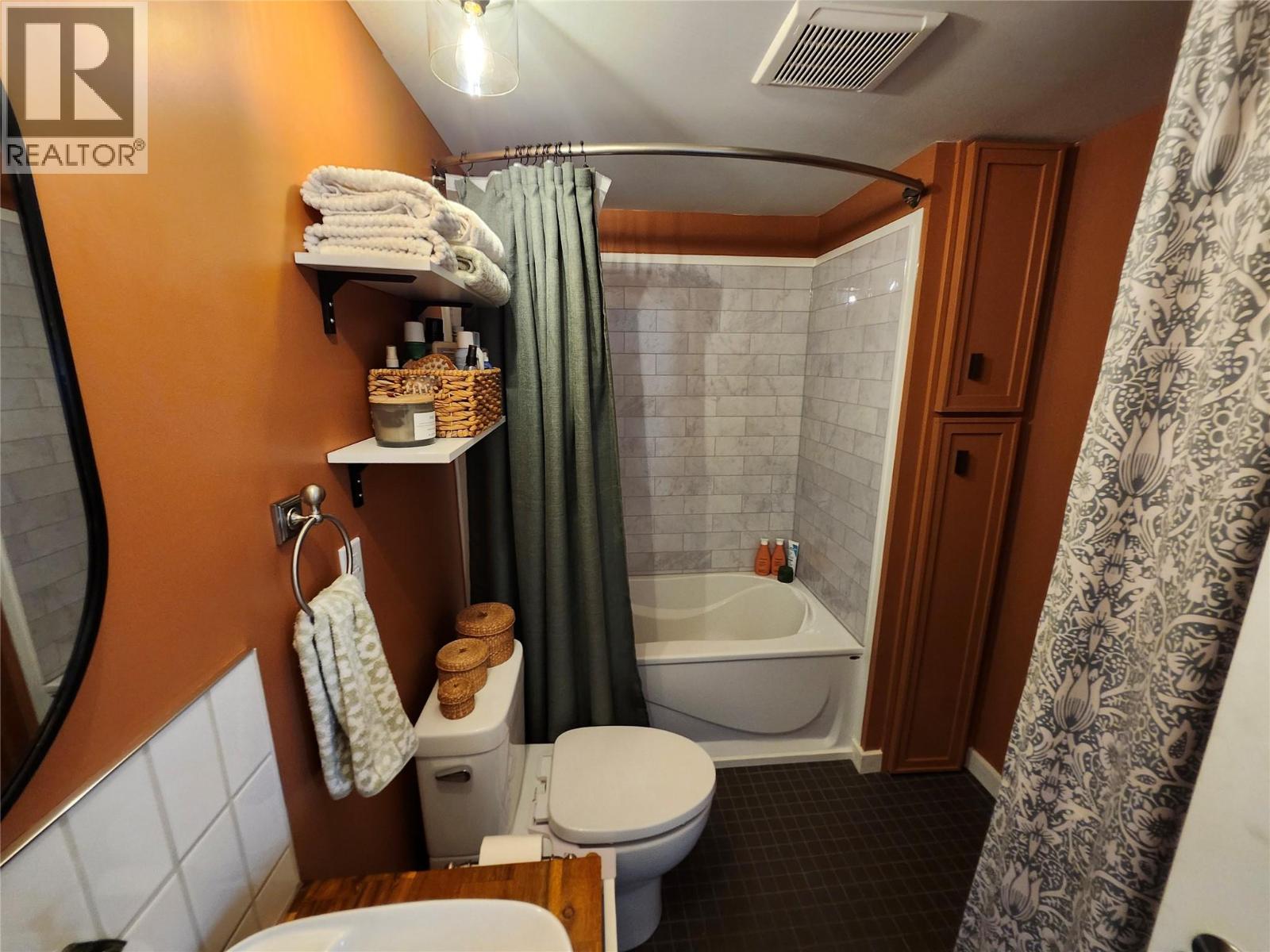 606 Edward Street E Unit# 5, Revelstoke, British Columbia  V0E 2S0 - Photo 25 - 10380410