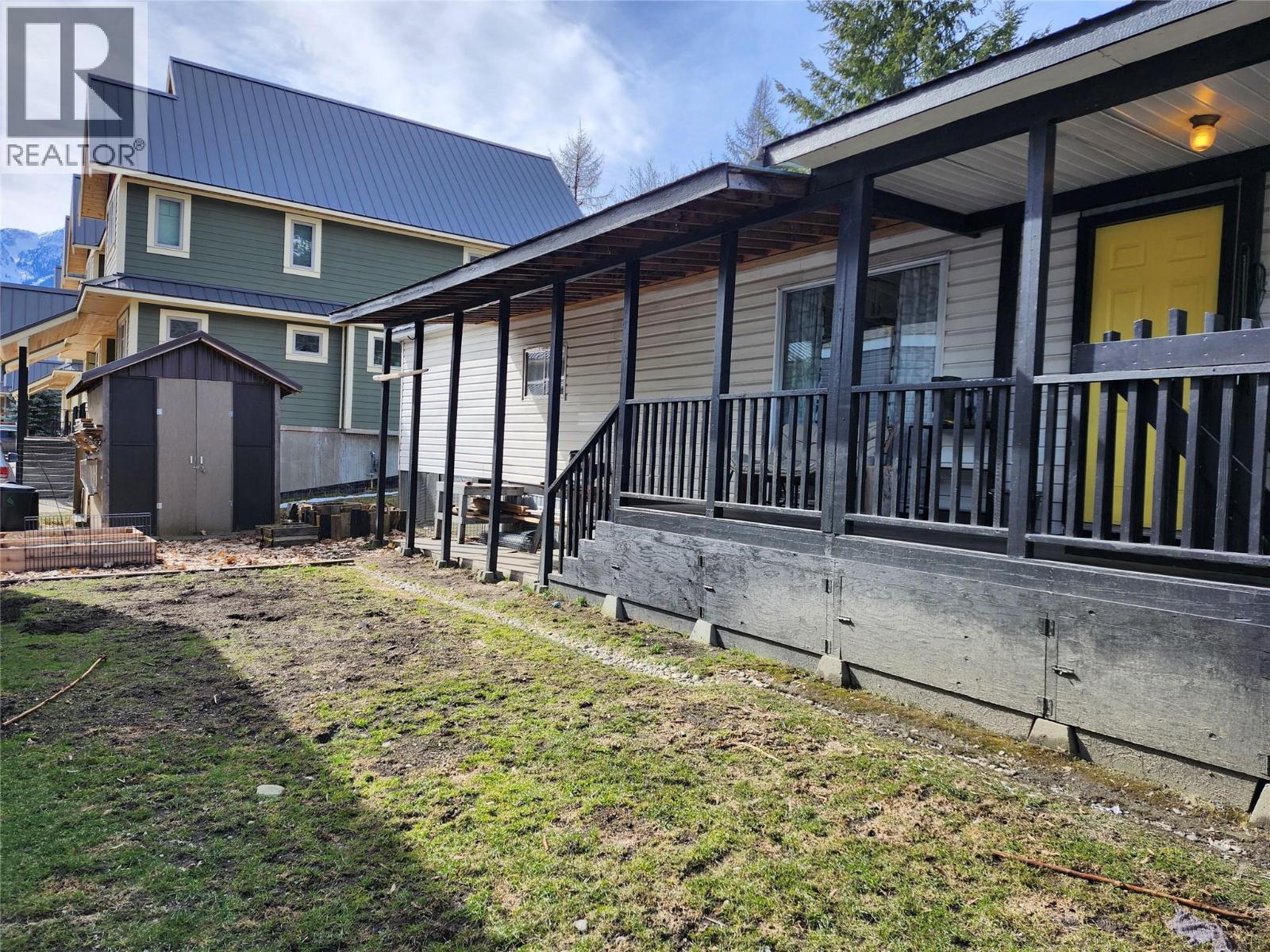 606 Edward Street E Unit# 5, Revelstoke, British Columbia  V0E 2S0 - Photo 4 - 10380410