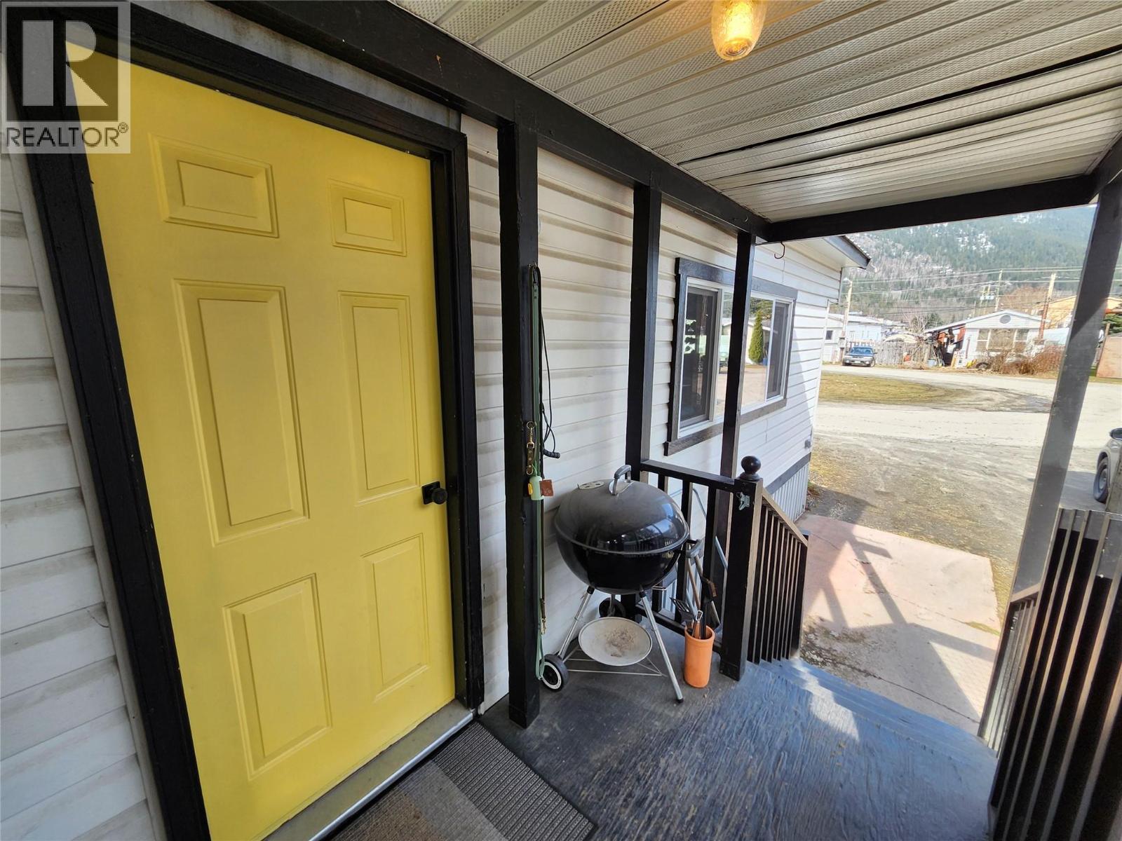 606 Edward Street E Unit# 5, Revelstoke, British Columbia  V0E 2S0 - Photo 9 - 10380410