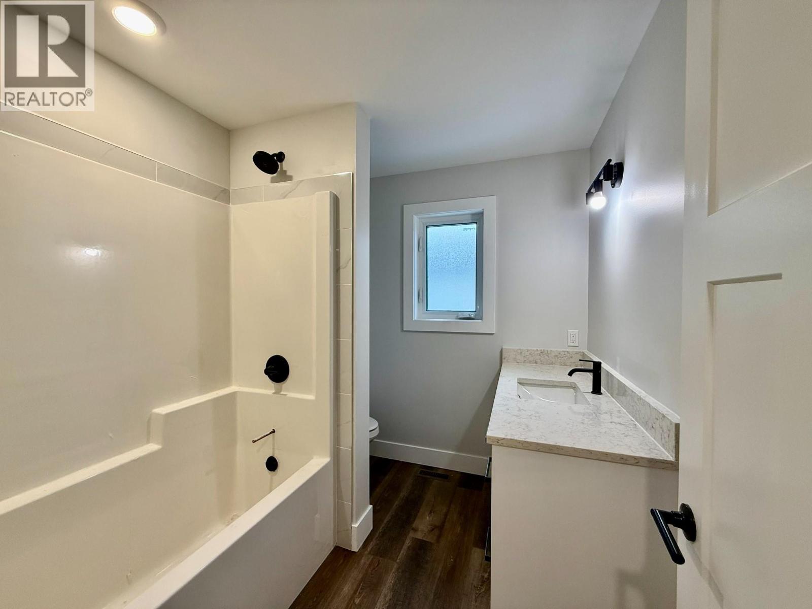 1938 Foxwood Trail Unit# 9, Windermere, British Columbia  V0B 2L2 - Photo 11 - 10381017