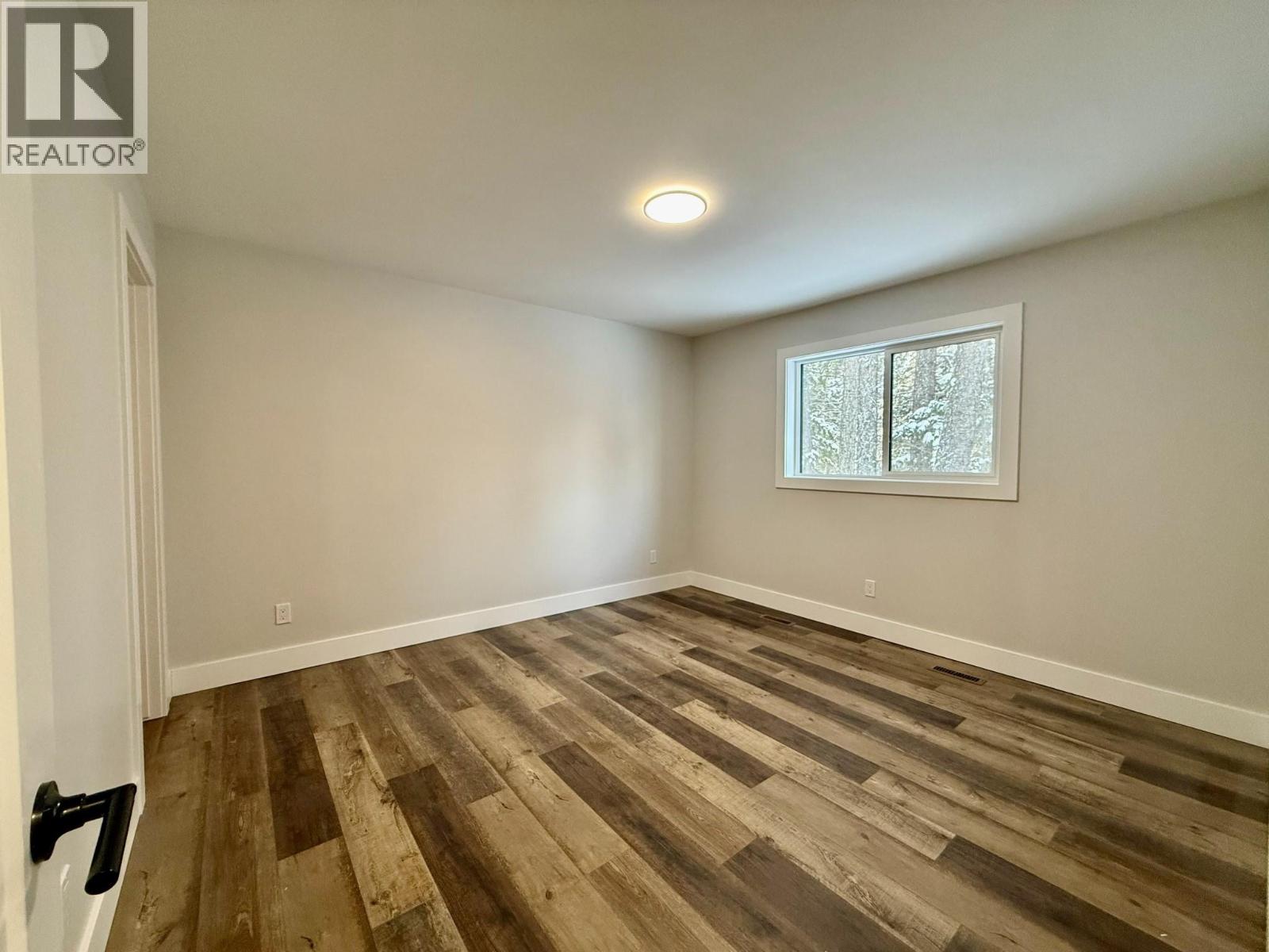 1938 Foxwood Trail Unit# 9, Windermere, British Columbia  V0B 2L2 - Photo 12 - 10381017