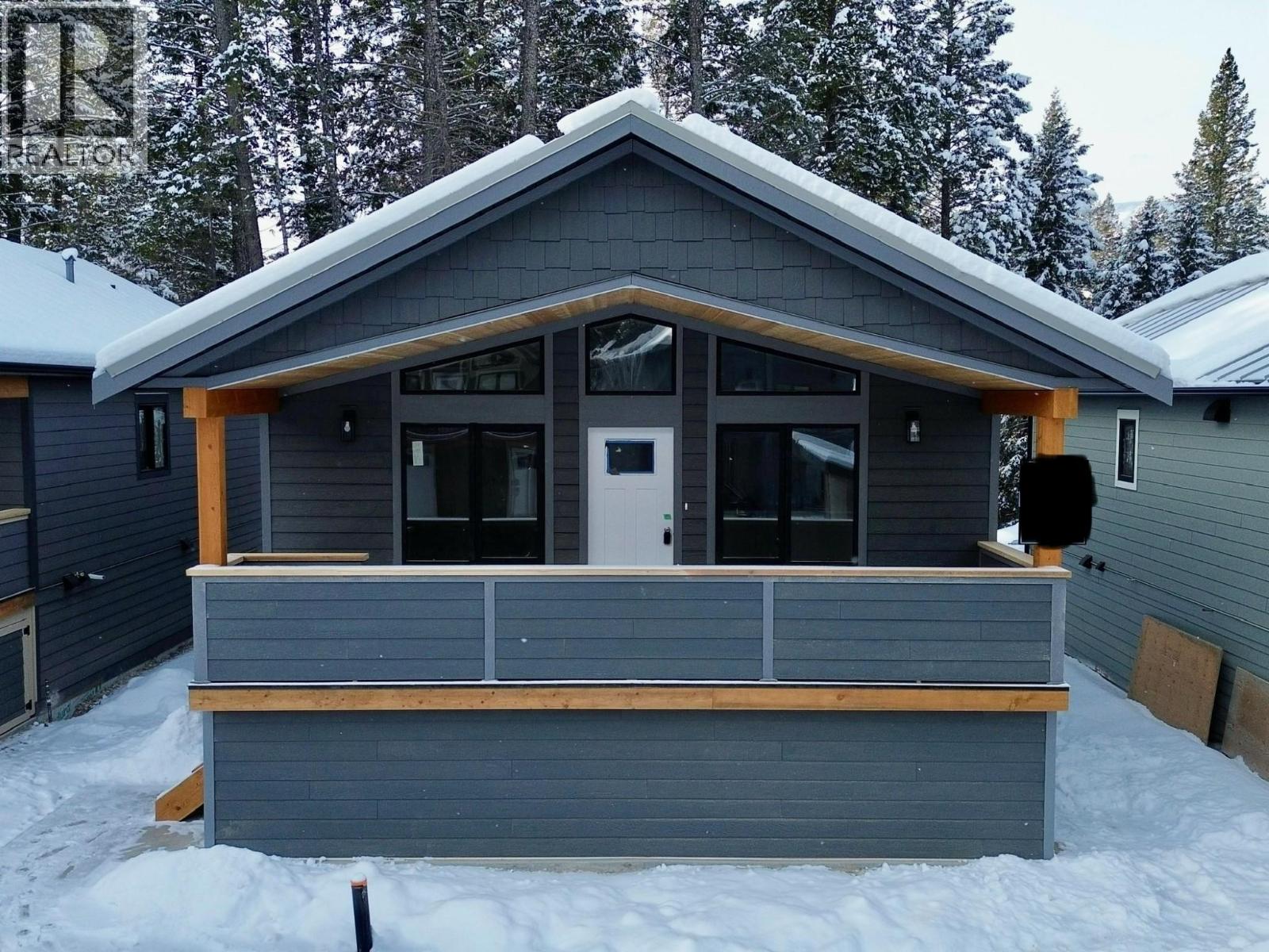 1938 Foxwood Trail Unit# 9, Windermere, British Columbia  V0B 2L2 - Photo 2 - 10381017