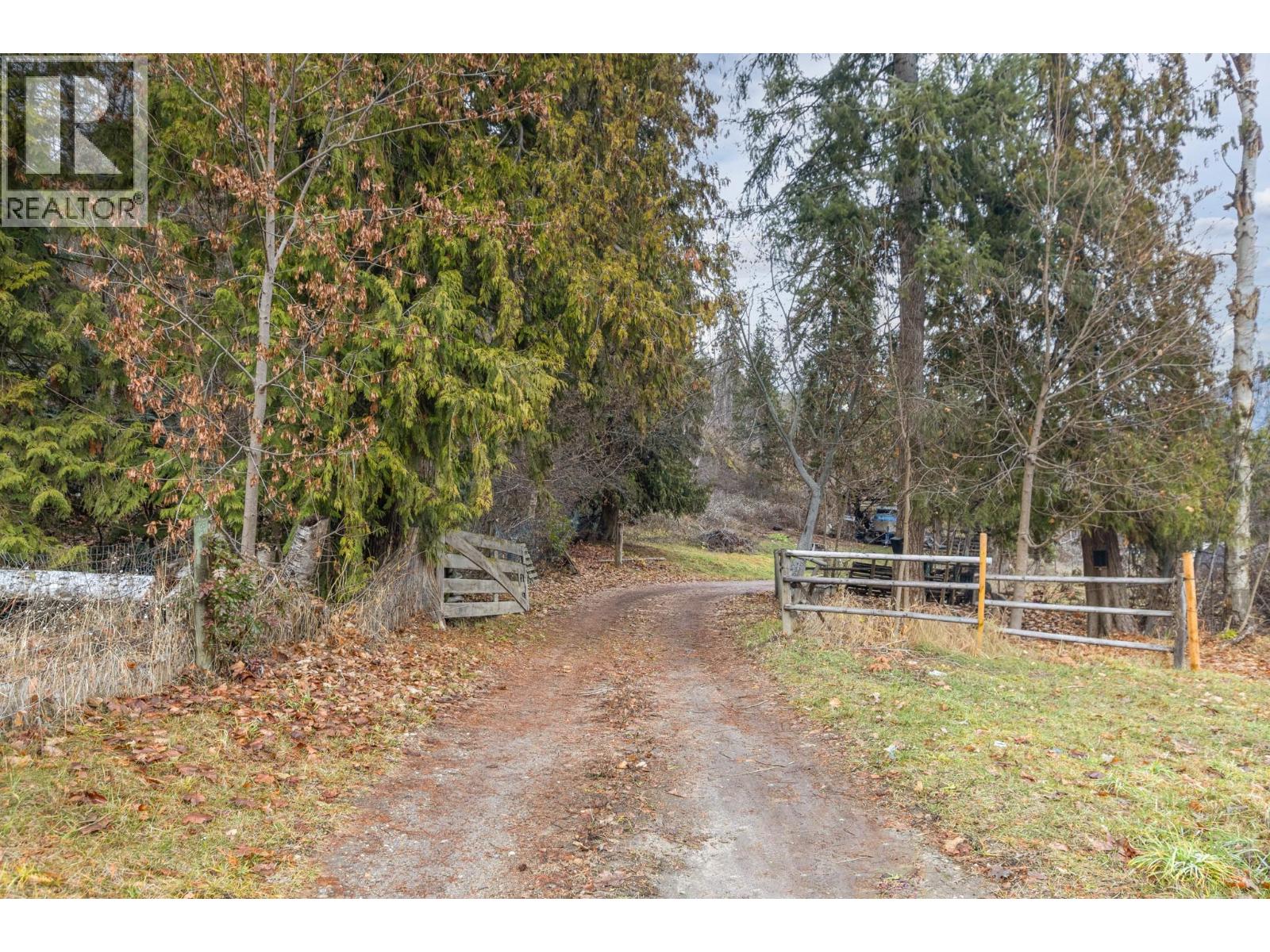 3591 65 Avenue Nw, Salmon Arm, British Columbia  V1E 3A2 - Photo 30 - 10380891
