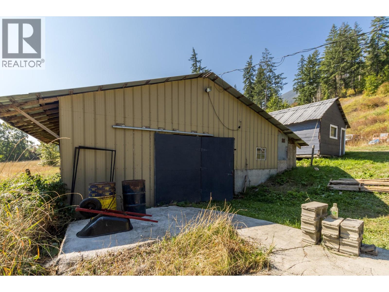3591 65 Avenue Nw, Salmon Arm, British Columbia  V1E 3A2 - Photo 46 - 10380891