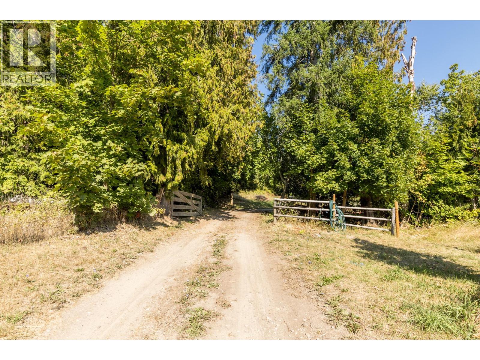 3591 65 Avenue Nw, Salmon Arm, British Columbia  V1E 3A2 - Photo 53 - 10380891