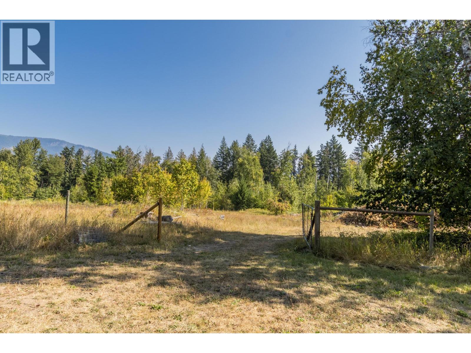 3591 65 Avenue Nw, Salmon Arm, British Columbia  V1E 3A2 - Photo 54 - 10380891