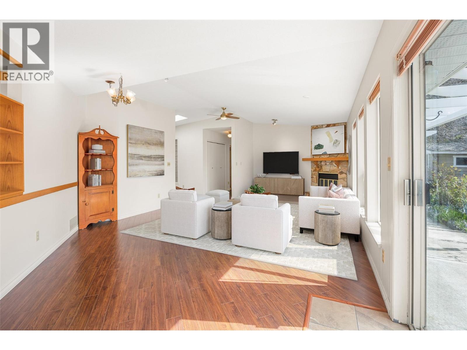 168 Evergreen Crescent, Penticton, British Columbia  V2A 8C5 - Photo 12 - 10380817