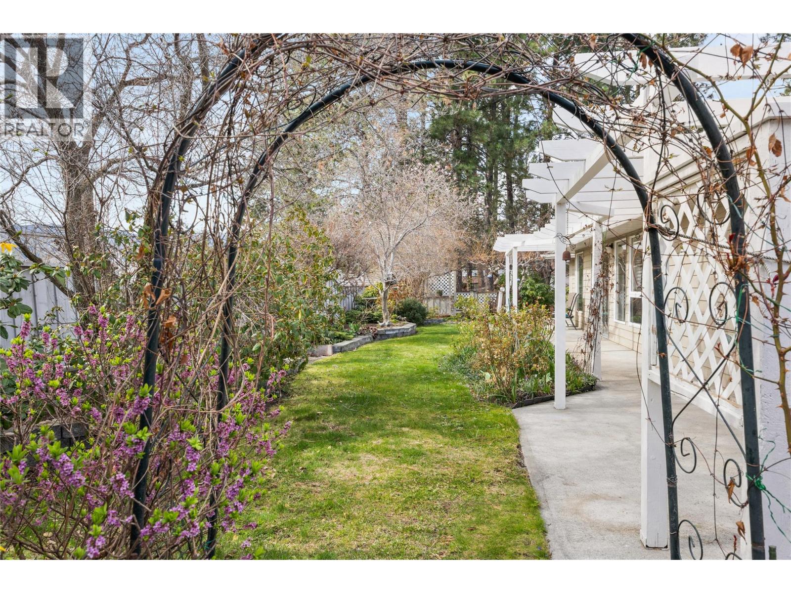 168 Evergreen Crescent, Penticton, British Columbia  V2A 8C5 - Photo 31 - 10380817