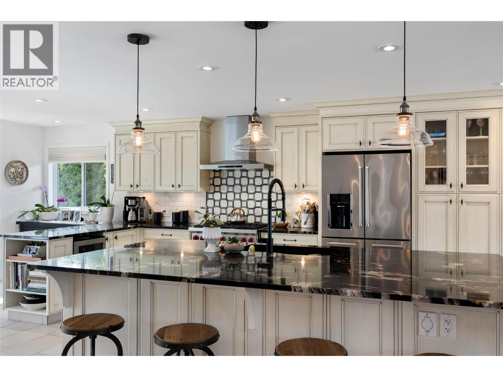 4774 Cammeray Drive, Kamloops, British Columbia  V2H 1N5 - Photo 10 - 10380144