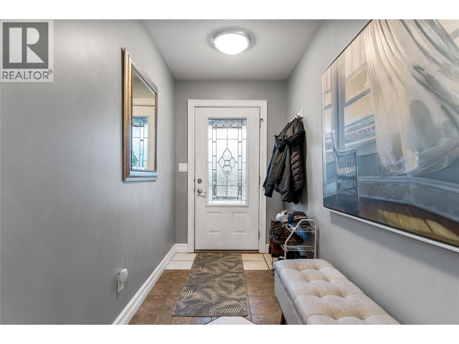 1040 14 Avenue Se, Salmon Arm, British Columbia  V1E 2R6 - Photo 10 - 10380958