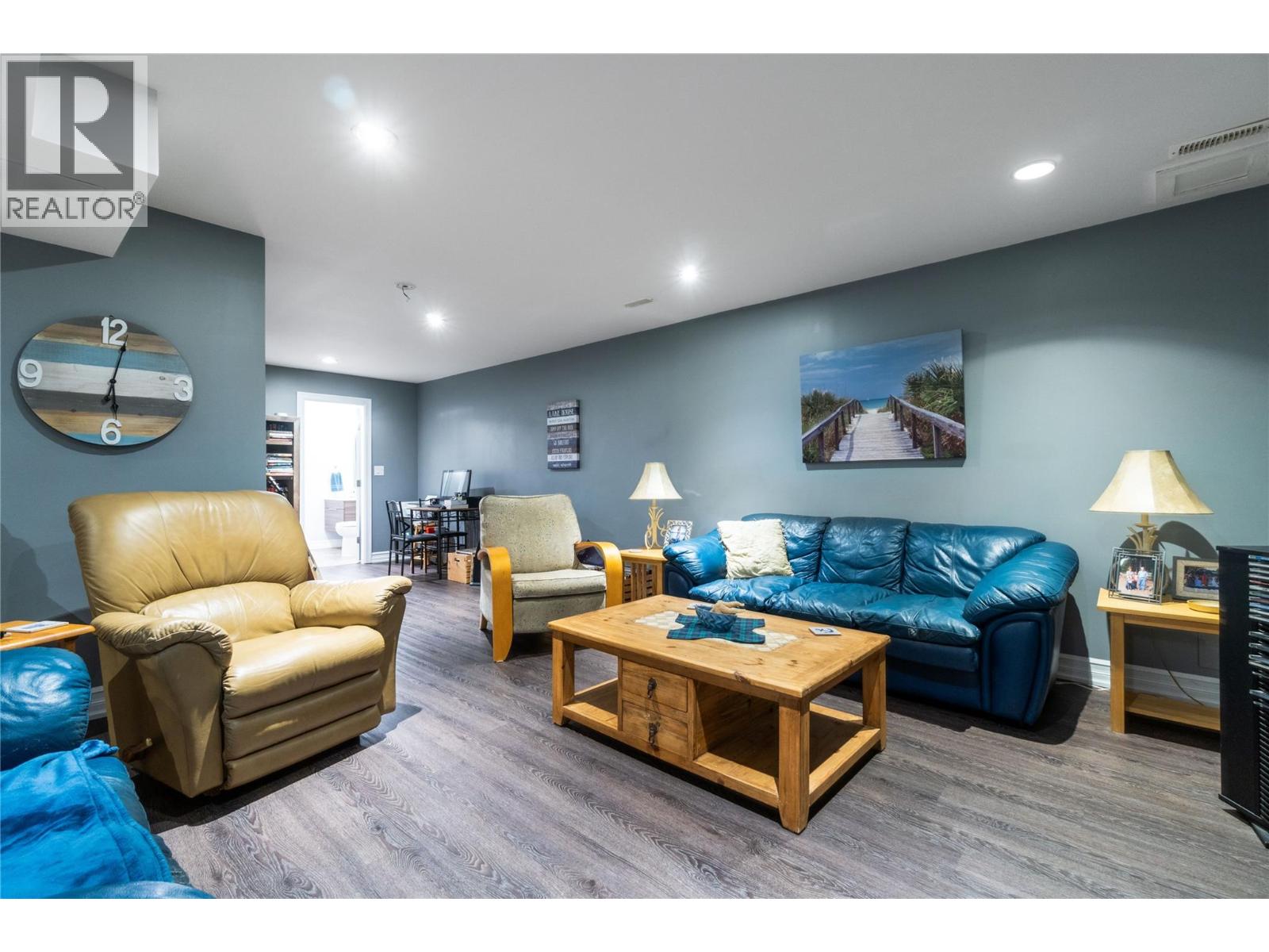 1040 14 Avenue Se, Salmon Arm, British Columbia  V1E 2R6 - Photo 13 - 10380958