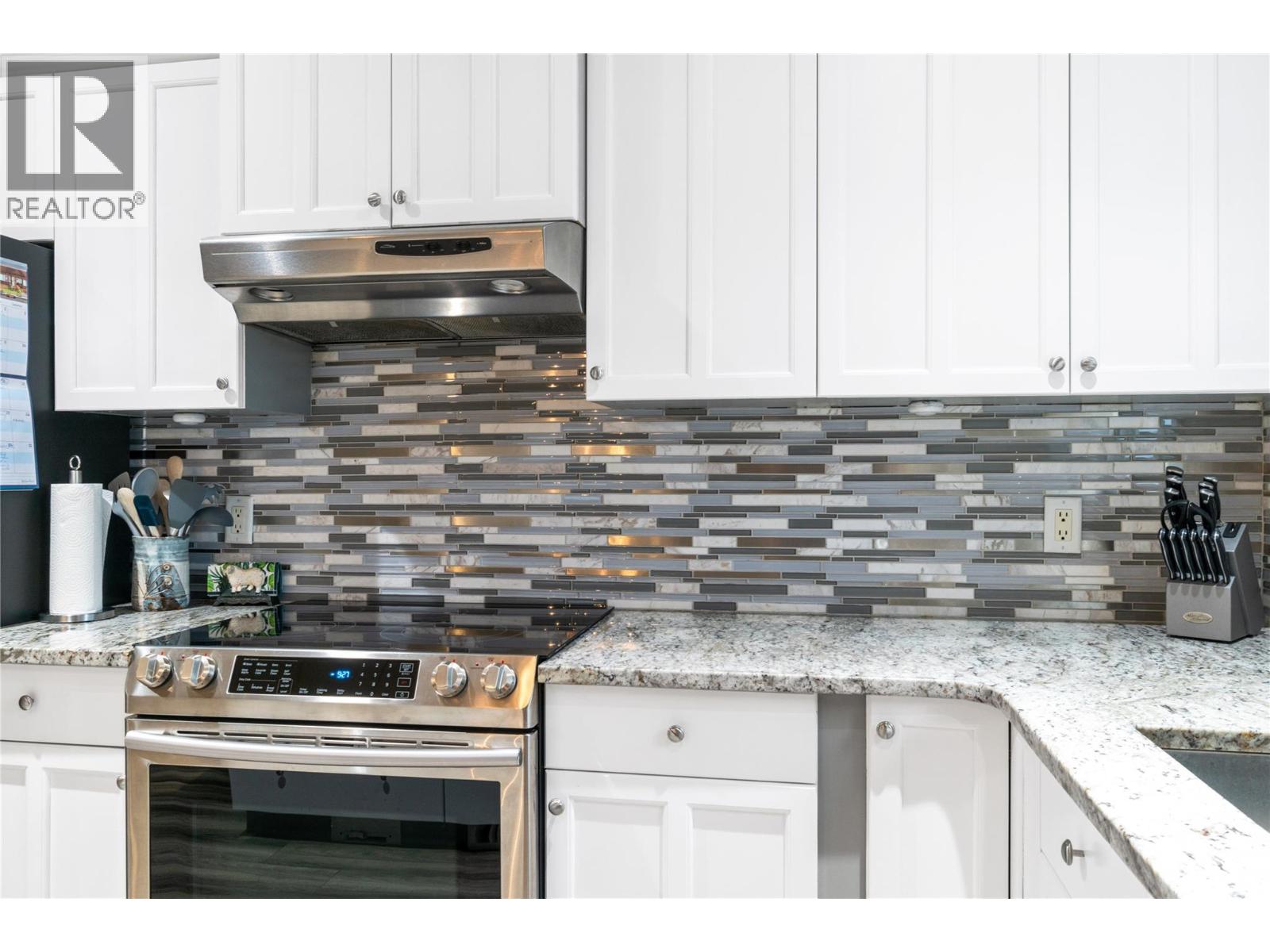 1040 14 Avenue Se, Salmon Arm, British Columbia  V1E 2R6 - Photo 27 - 10380958