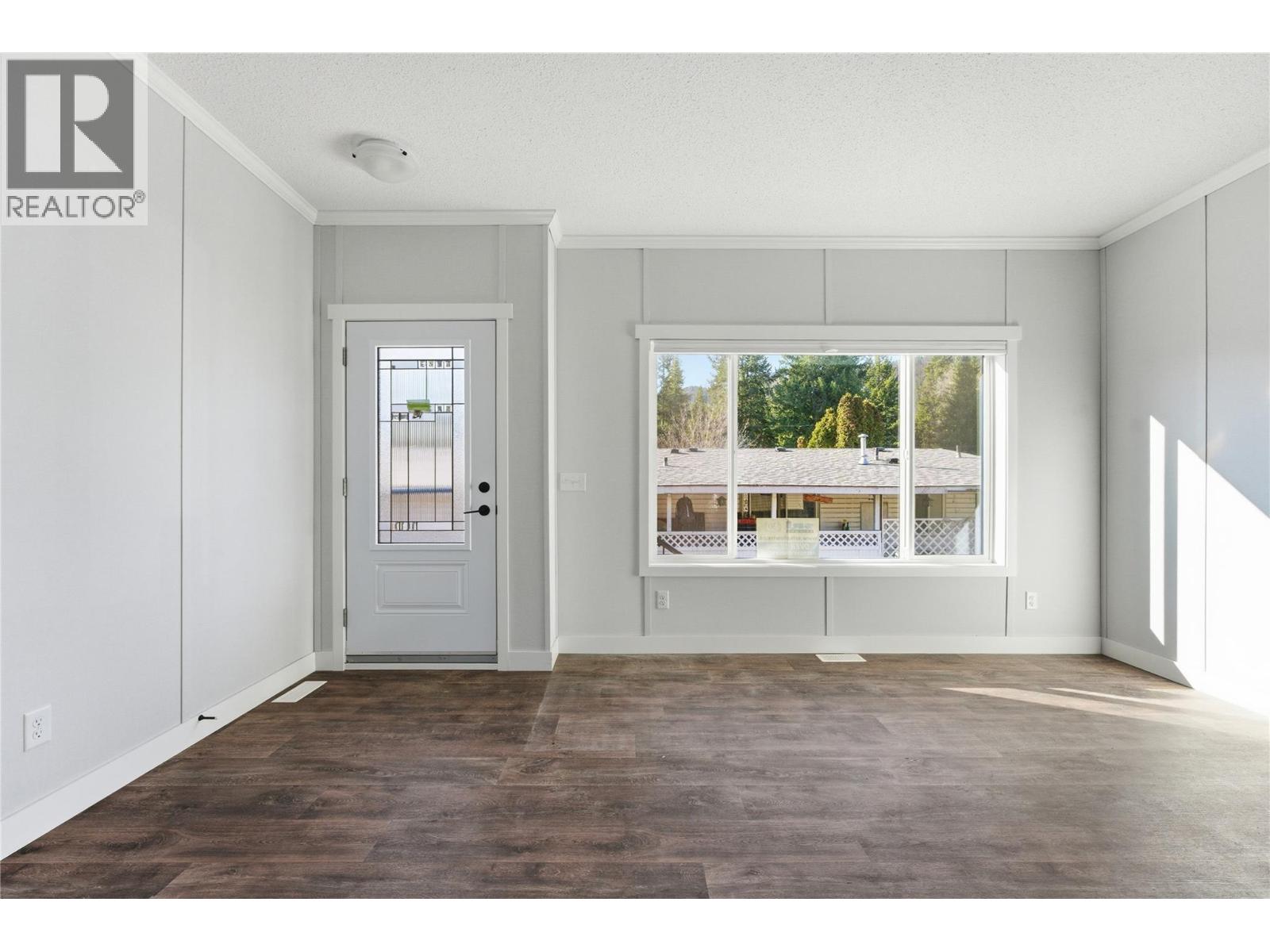 1361 30 Street Se Unit# 42, Salmon Arm, British Columbia  V1E 2N4 - Photo 5 - 10379032