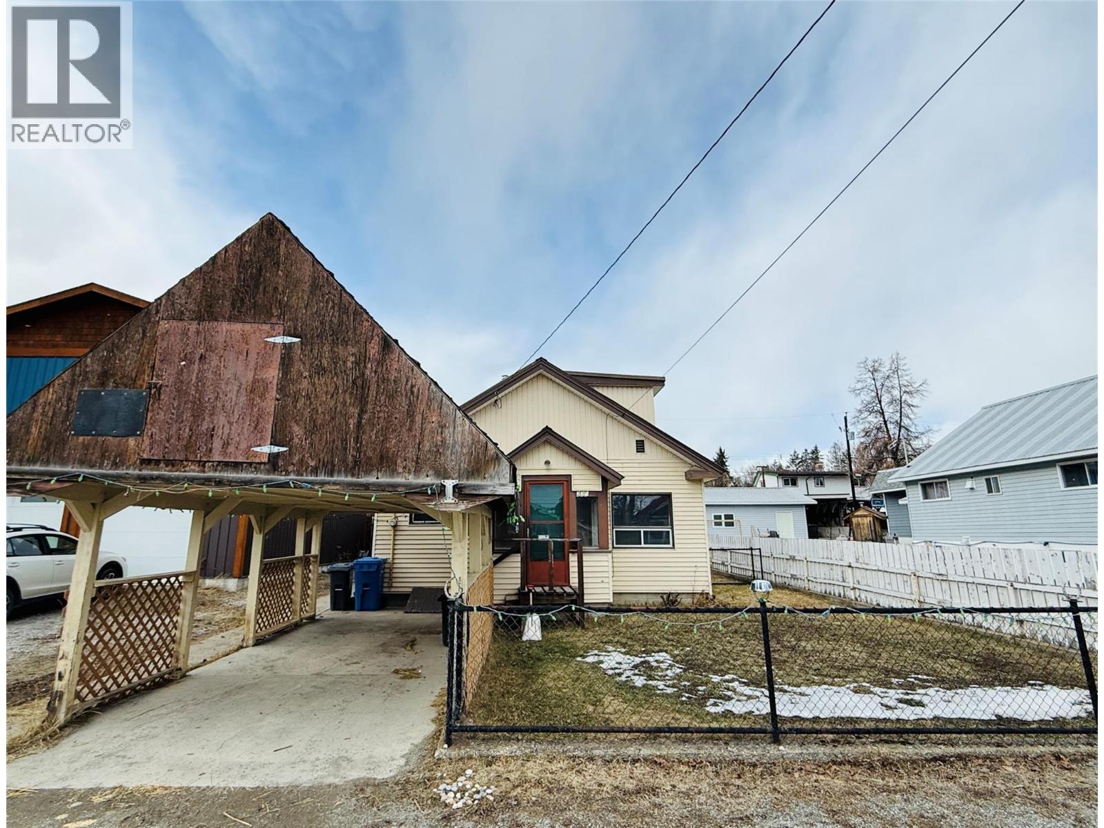 335 Marsden Street, Kimberley, British Columbia  V1A 1H3 - Photo 2 - 10373600