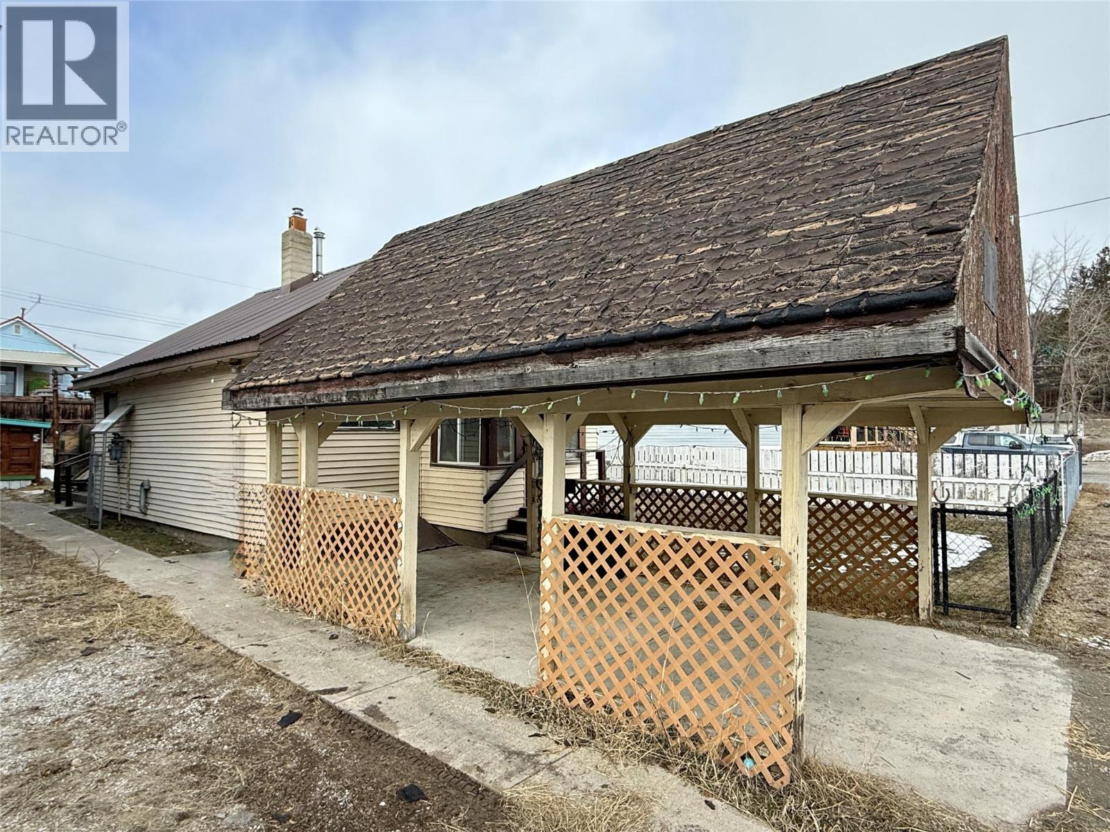 335 Marsden Street, Kimberley, British Columbia  V1A 1H3 - Photo 3 - 10373600