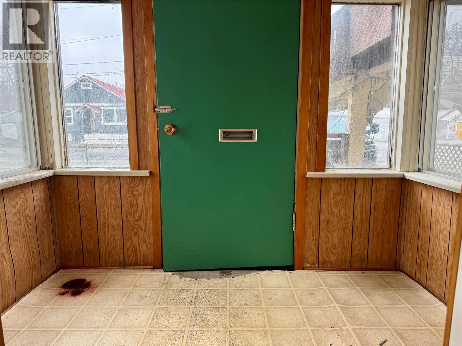 335 Marsden Street, Kimberley, British Columbia  V1A 1H3 - Photo 4 - 10373600