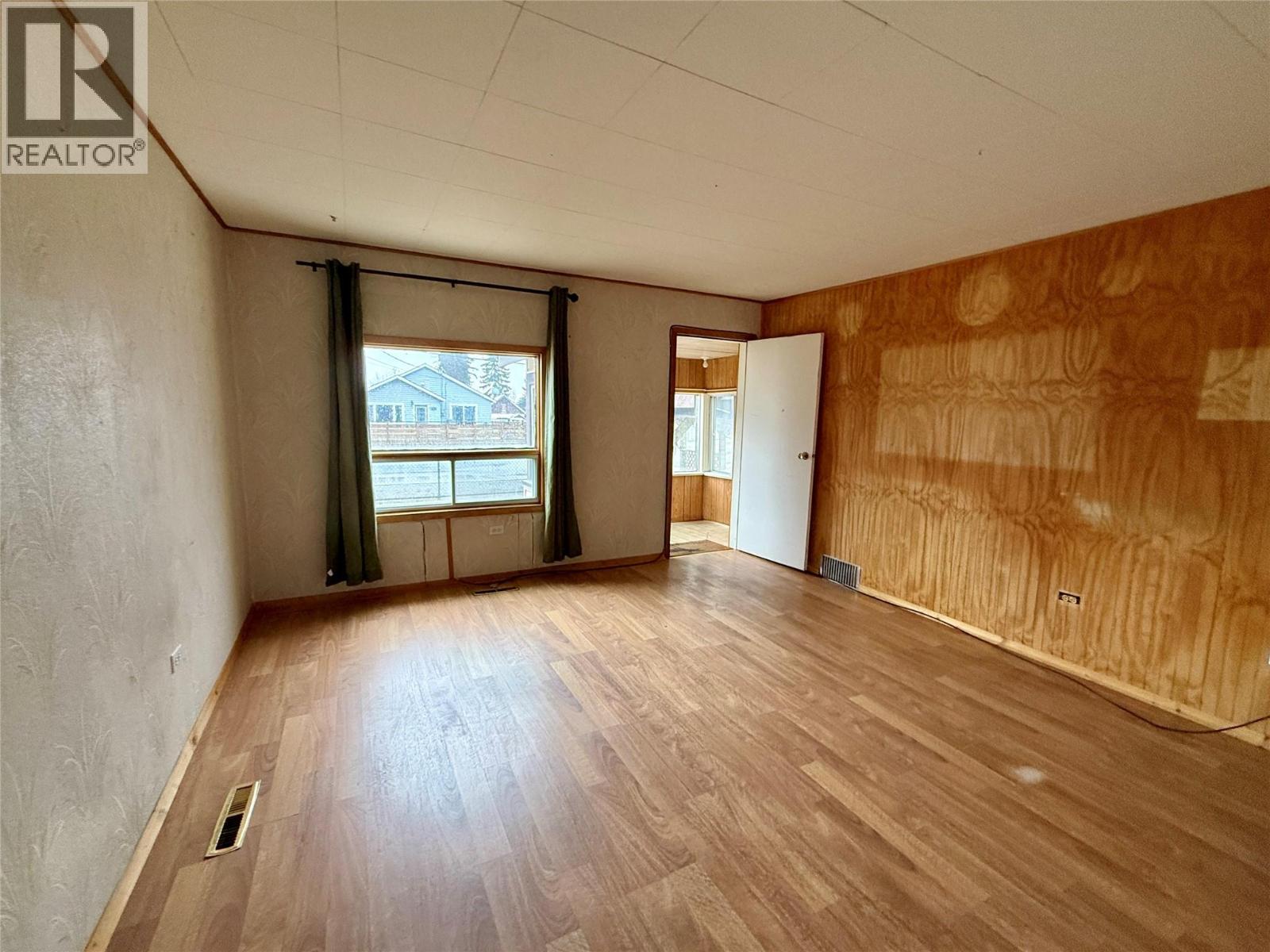 335 Marsden Street, Kimberley, British Columbia  V1A 1H3 - Photo 7 - 10373600