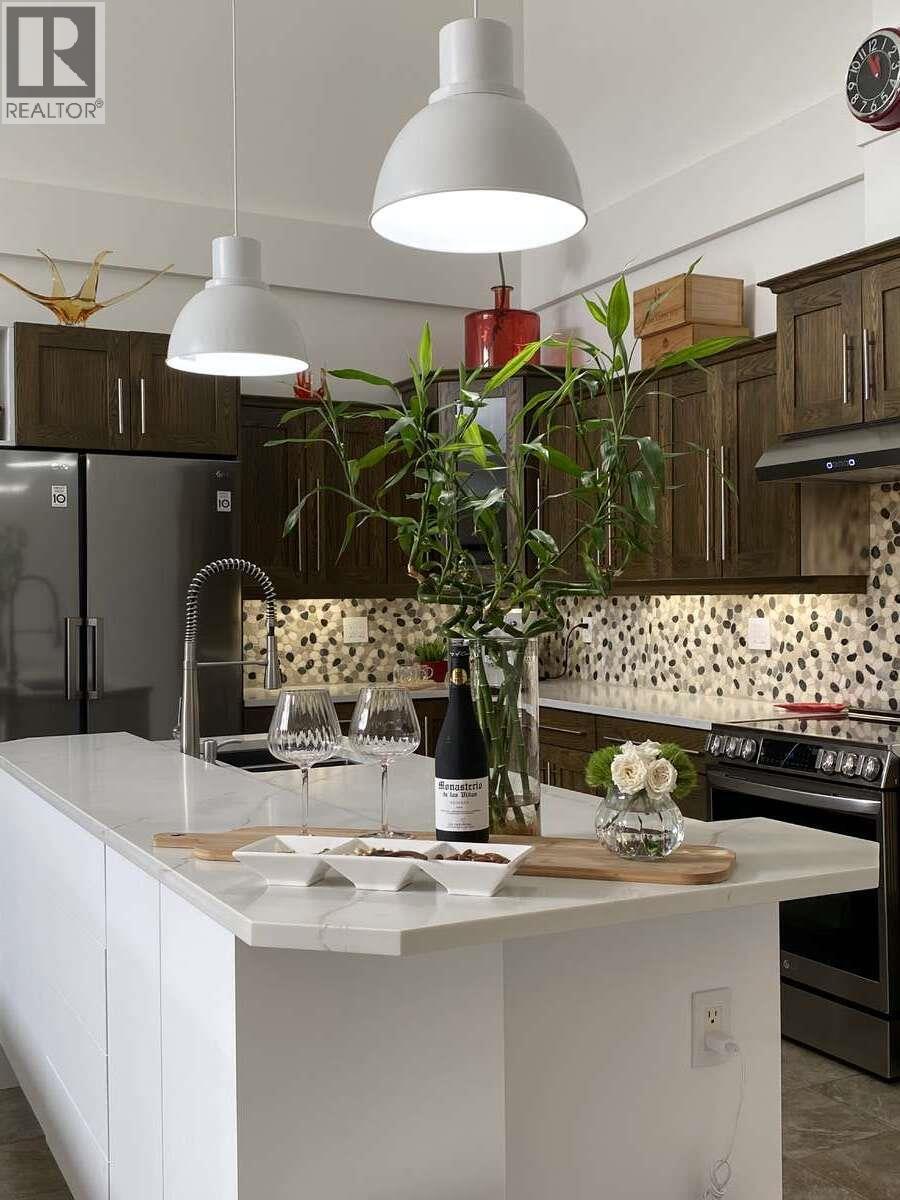 1905 Pandosy Street Unit# 307, Kelowna, British Columbia  V1Y 1R8 - Photo 4 - 10381053