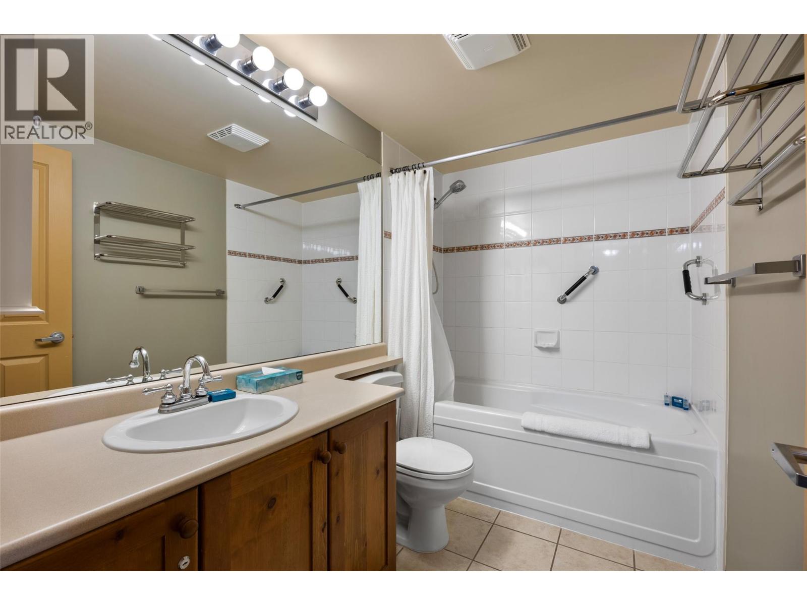 3190 Creekside Way Unit# 215, Kamloops, British Columbia  V0E 5N0 - Photo 19 - 10381036