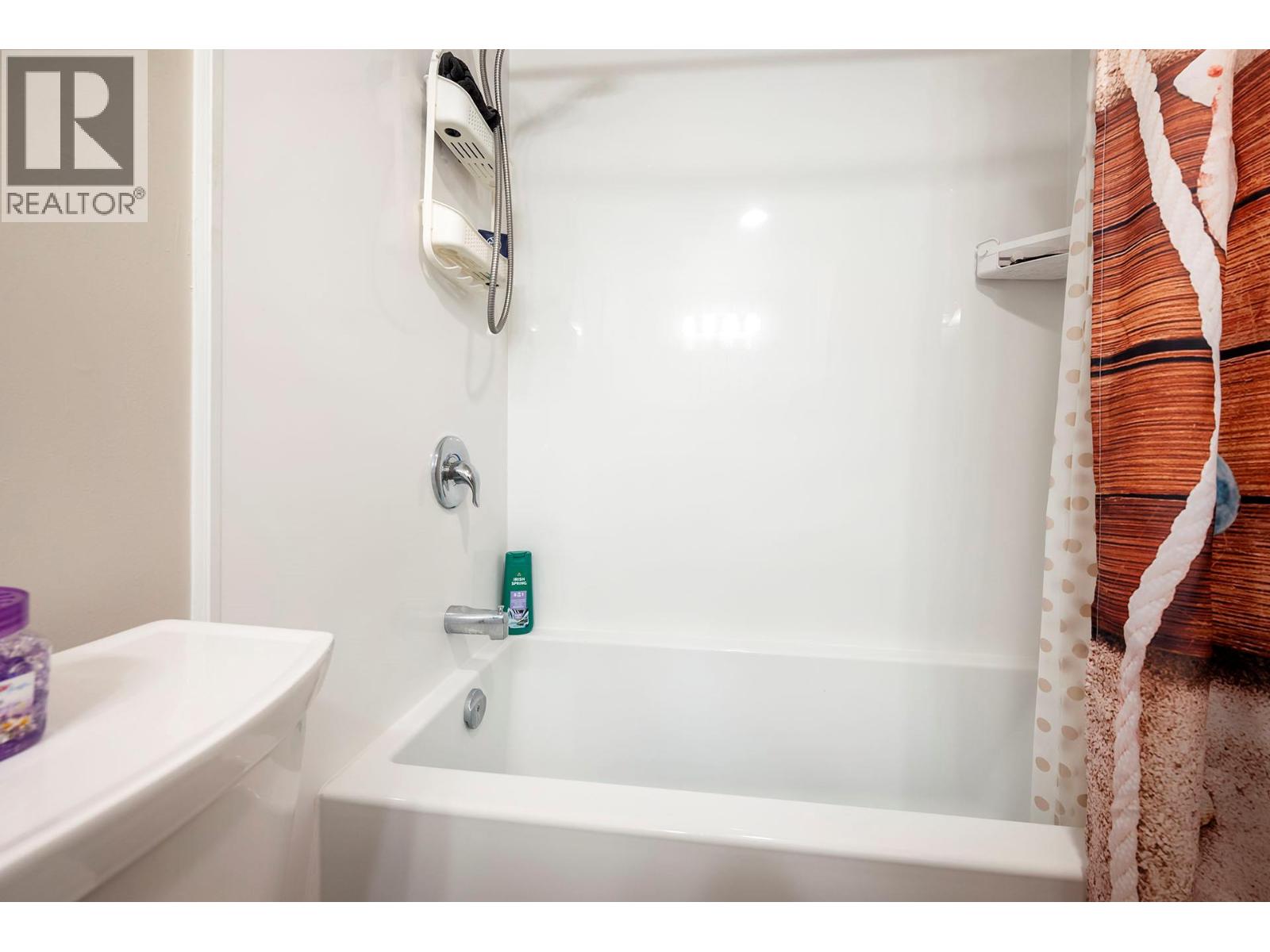 490 7th Avenue, Kamloops, British Columbia  V2C 3T2 - Photo 34 - 10381047