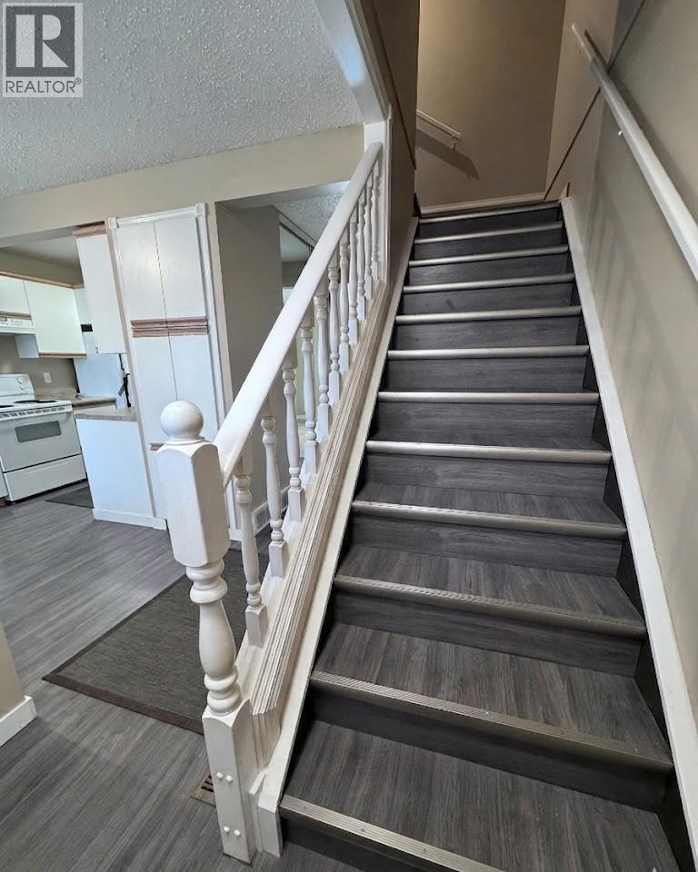 2221 3rd  N Street, Cranbrook, British Columbia  V1C 5G7 - Photo 6 - 10380882