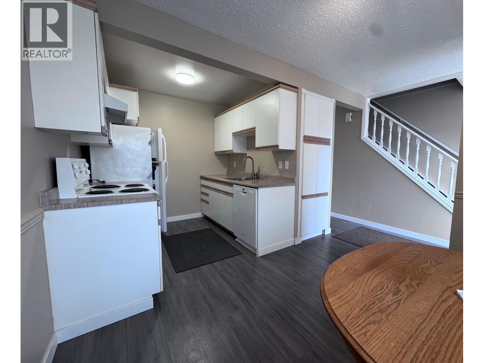 2221 3rd  N Street, Cranbrook, British Columbia  V1C 5G7 - Photo 7 - 10380882
