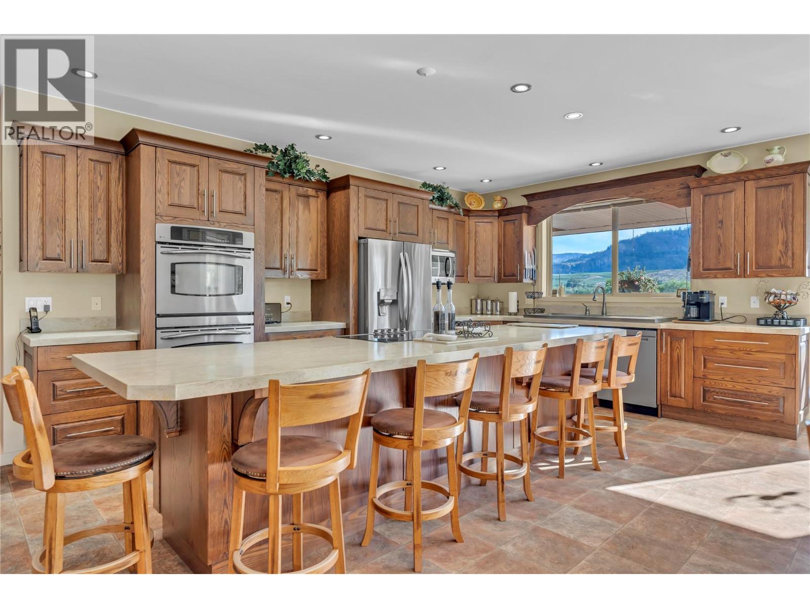 8705 Road 22 Road, Oliver, British Columbia  V0H 1T1 - Photo 6 - 10381063