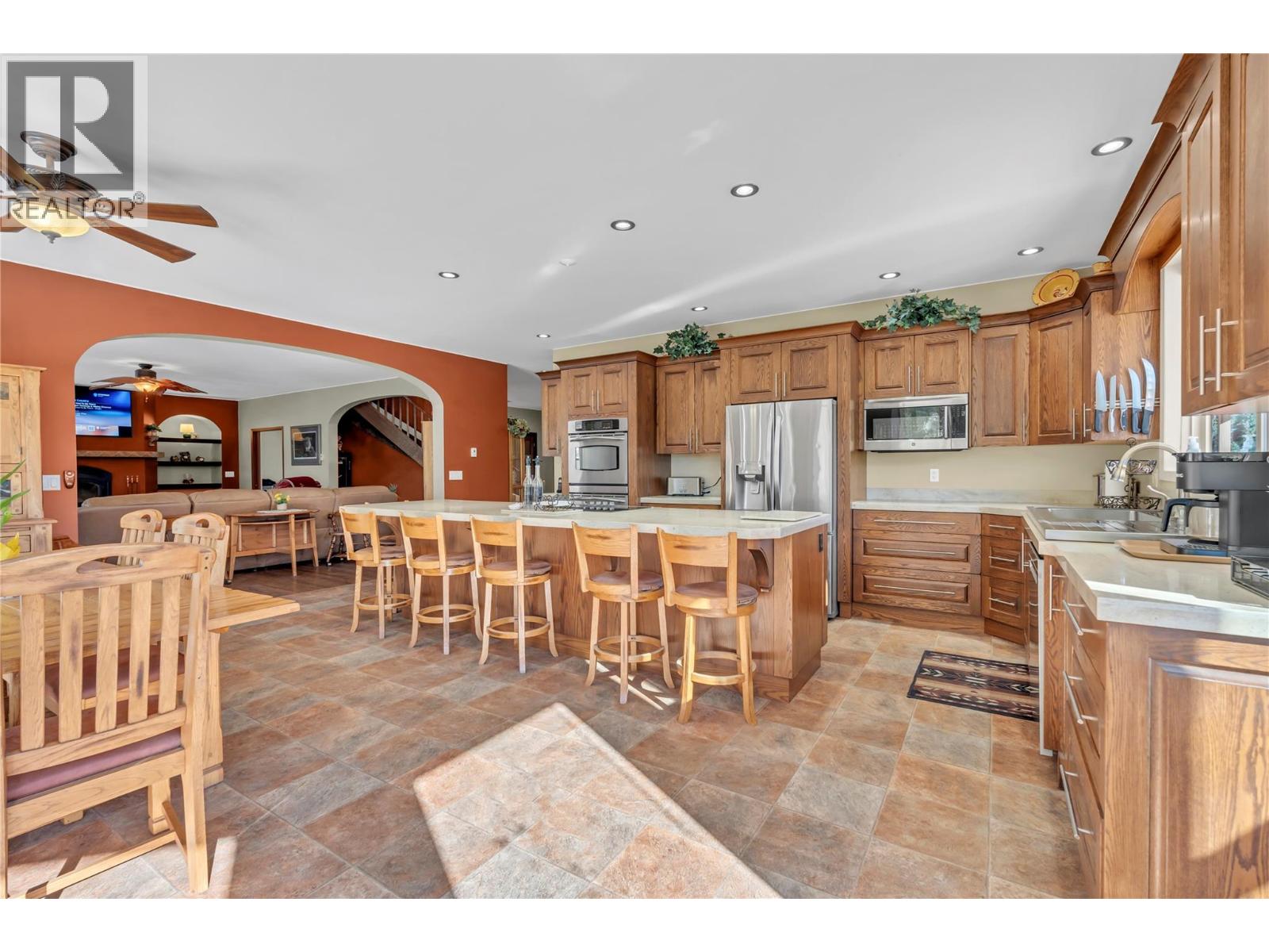 8705 Road 22 Road, Oliver, British Columbia  V0H 1T1 - Photo 8 - 10381063