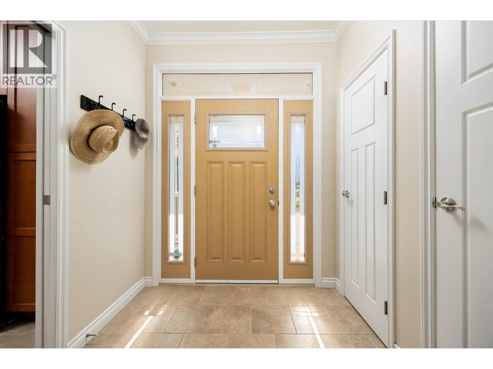 802 Coulthard Road, Cawston, British Columbia  V0X 1C2 - Photo 8 - 10381039